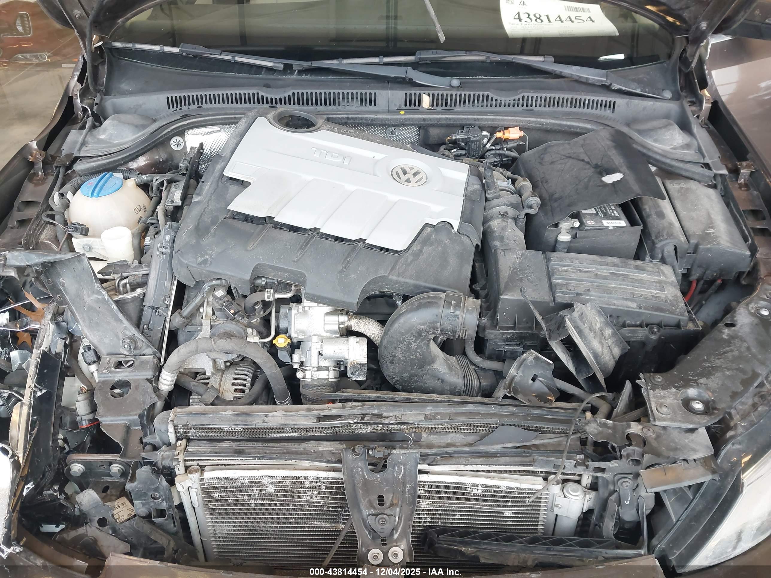 VOLKSWAGEN JETTA image 10