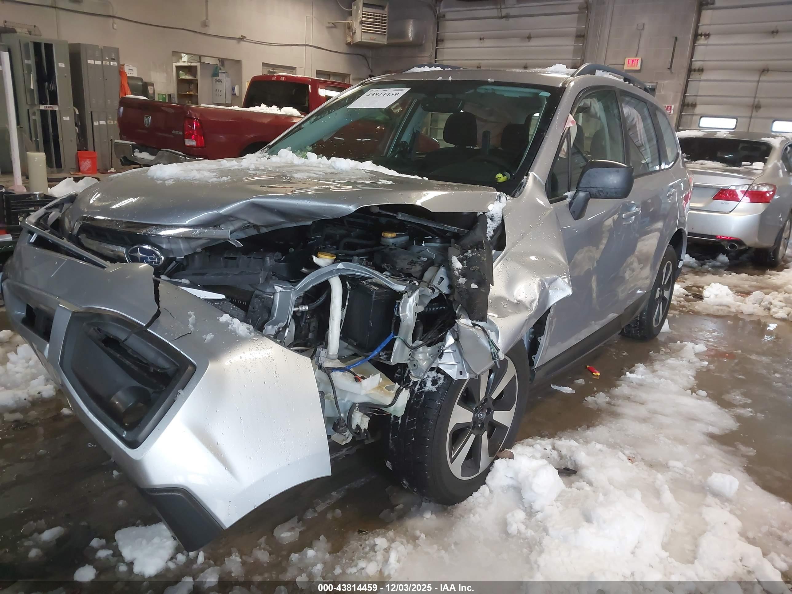 SUBARU FORESTER image 2