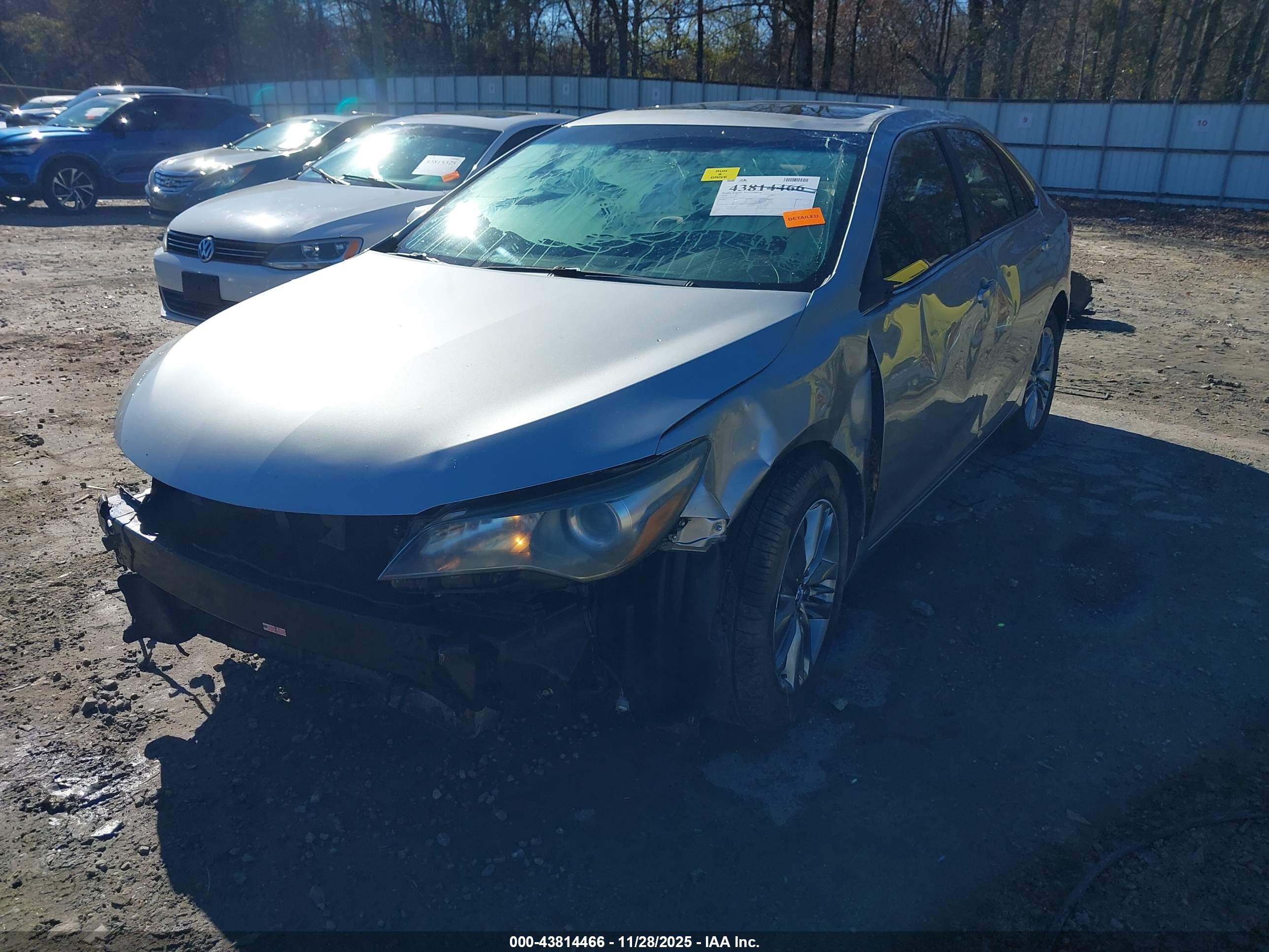 TOYOTA CAMRY image 6