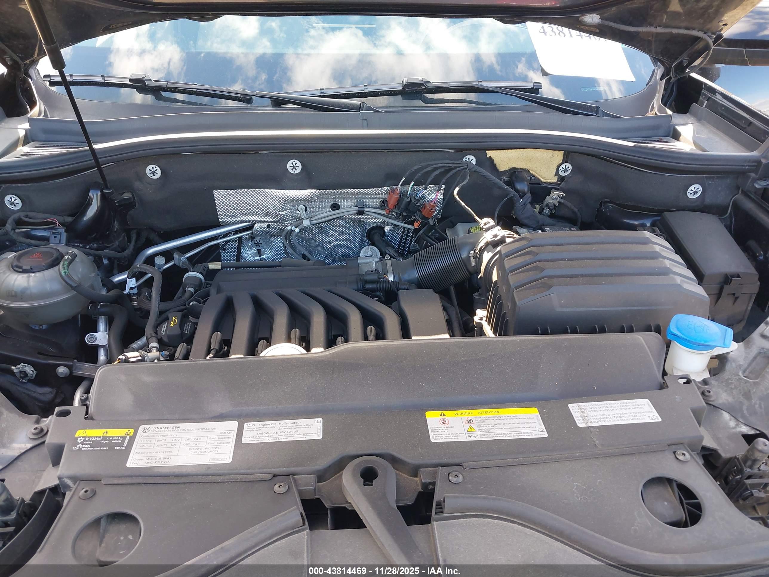 VOLKSWAGEN ATLAS image 10