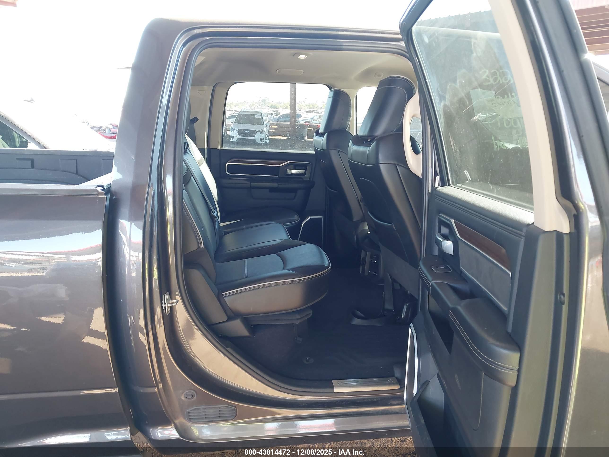RAM 2500 image 8