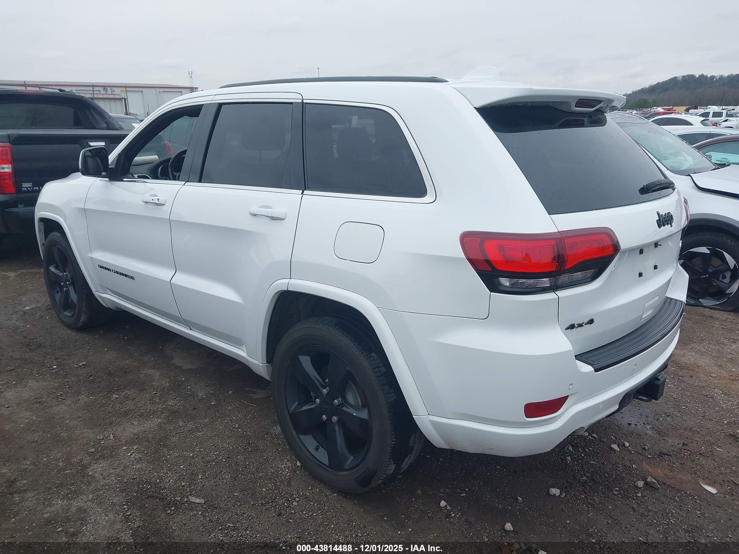 JEEP GRAND image 3