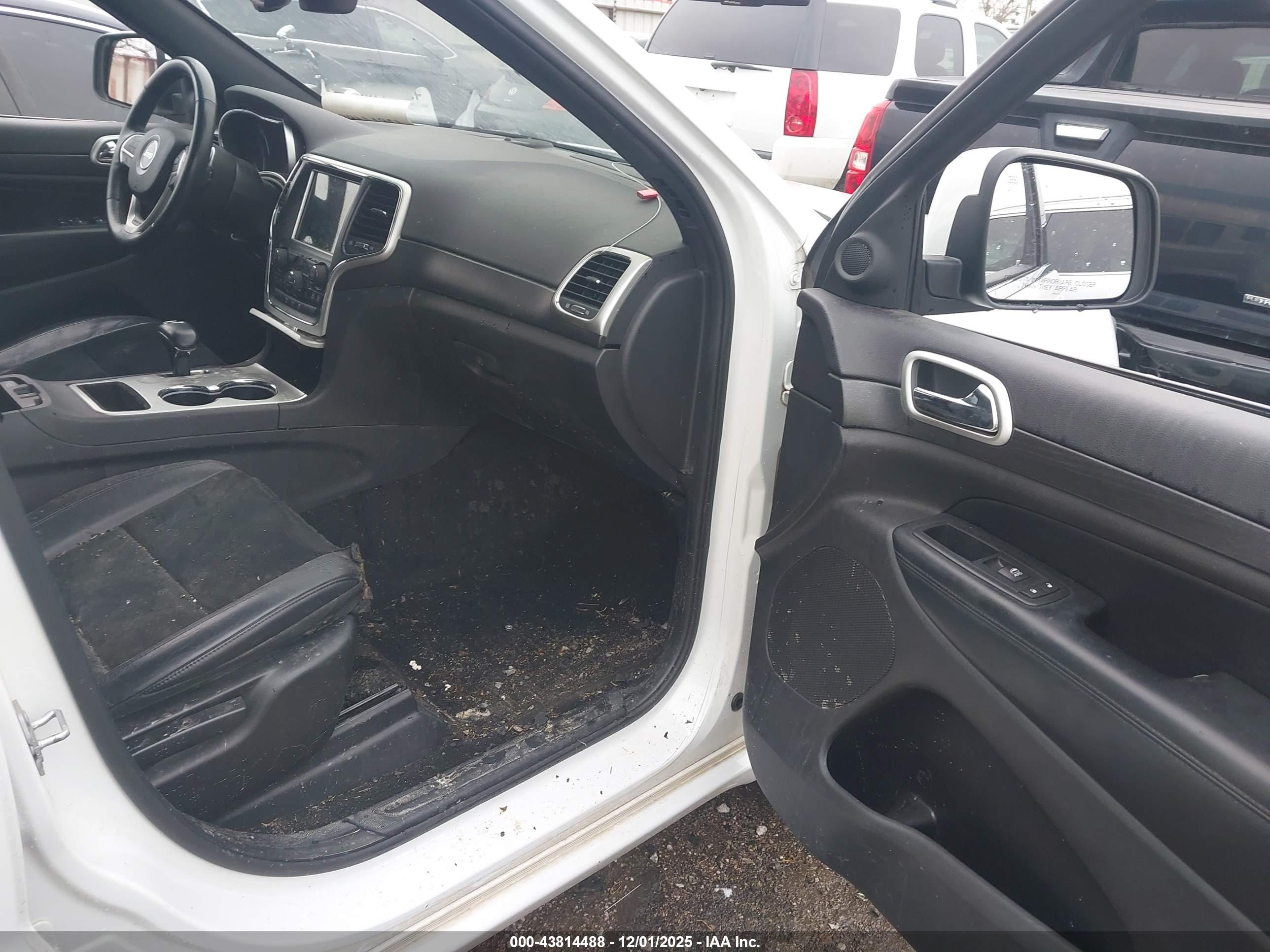 JEEP GRAND image 5