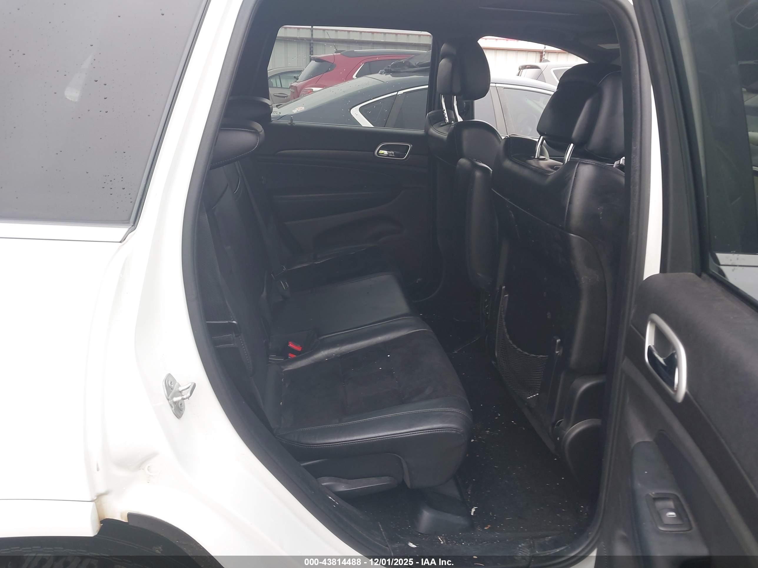 JEEP GRAND image 8