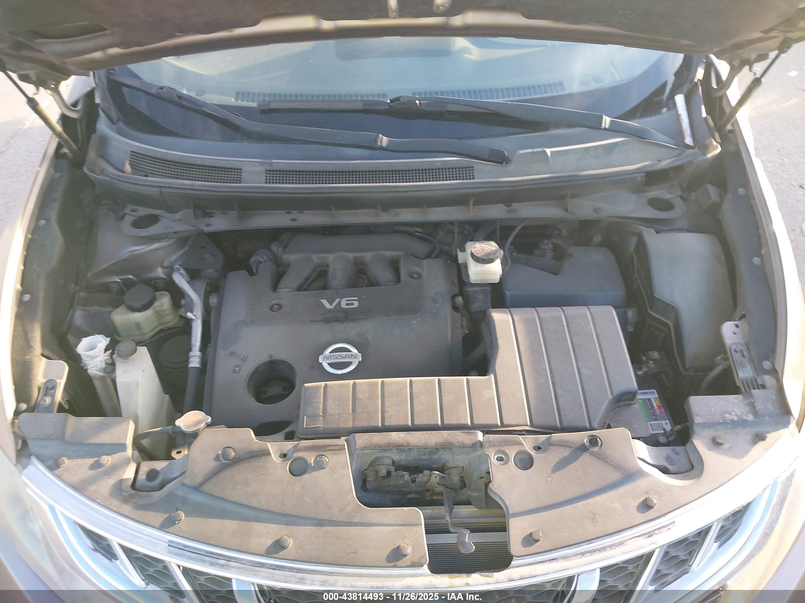 NISSAN MURANO image 10