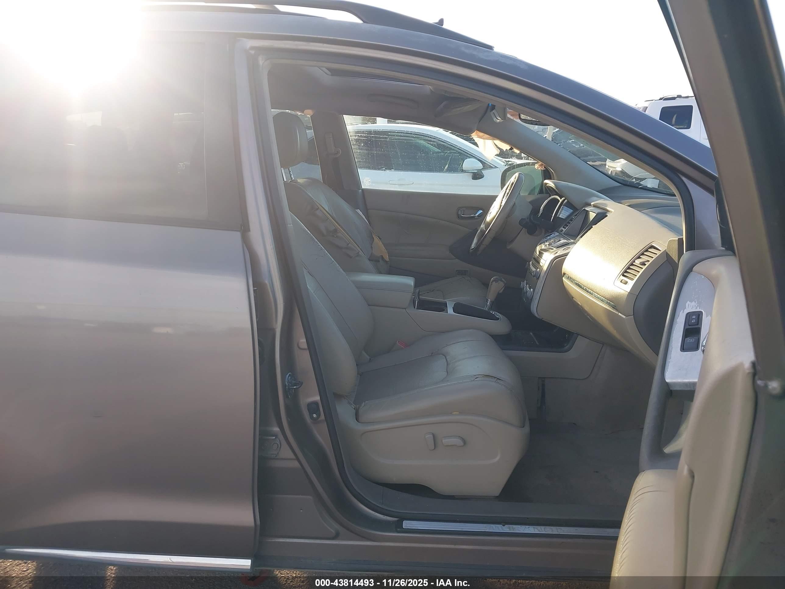 NISSAN MURANO image 5