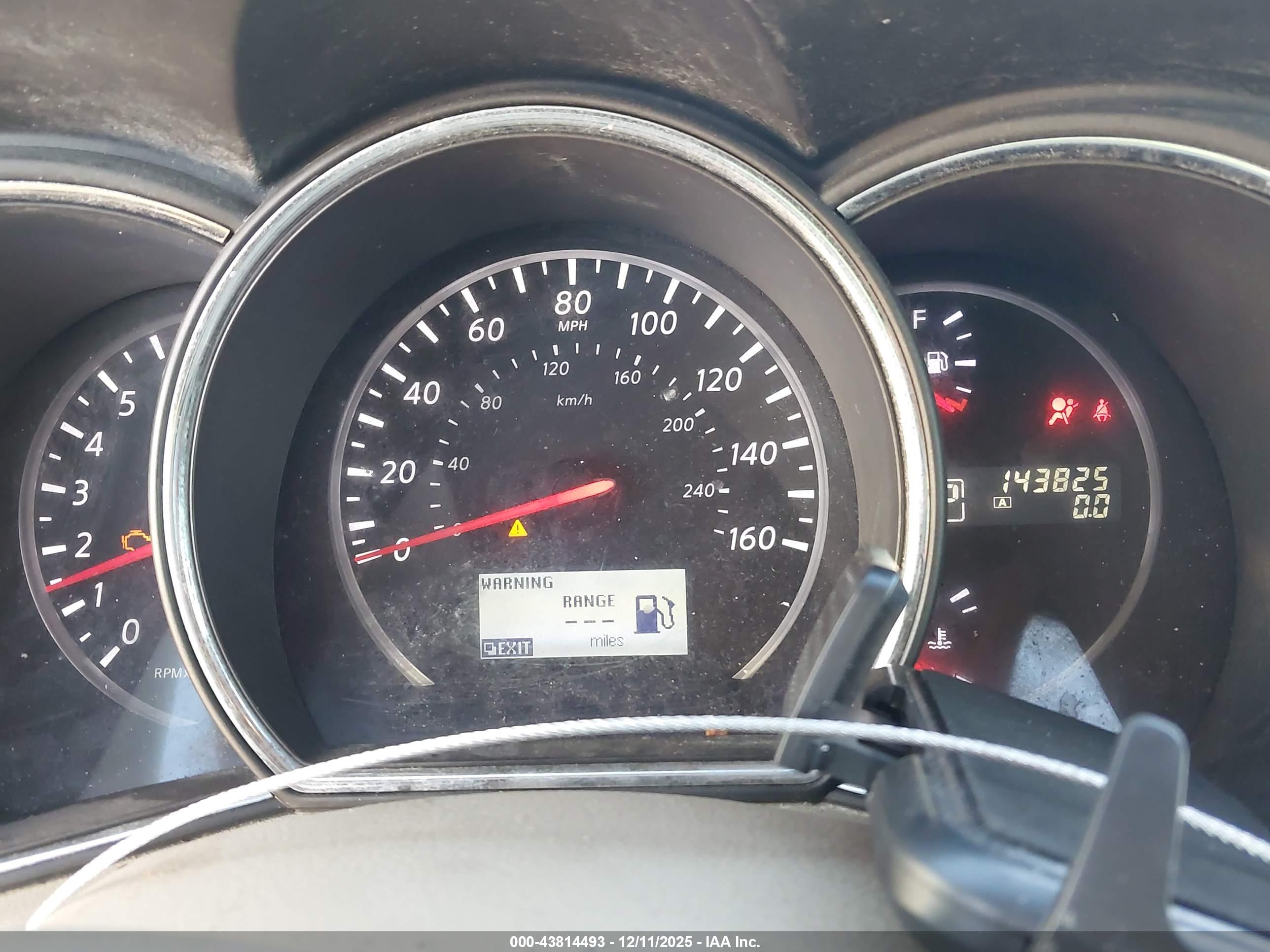 NISSAN MURANO image 7