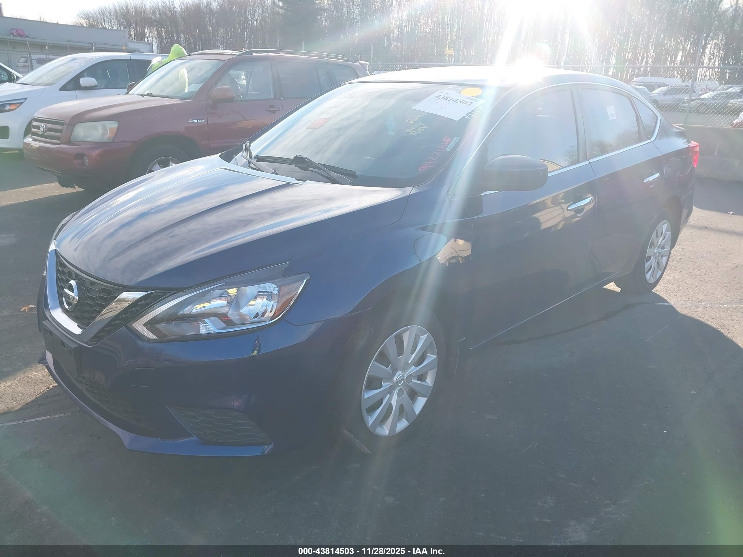 NISSAN SENTRA image 2