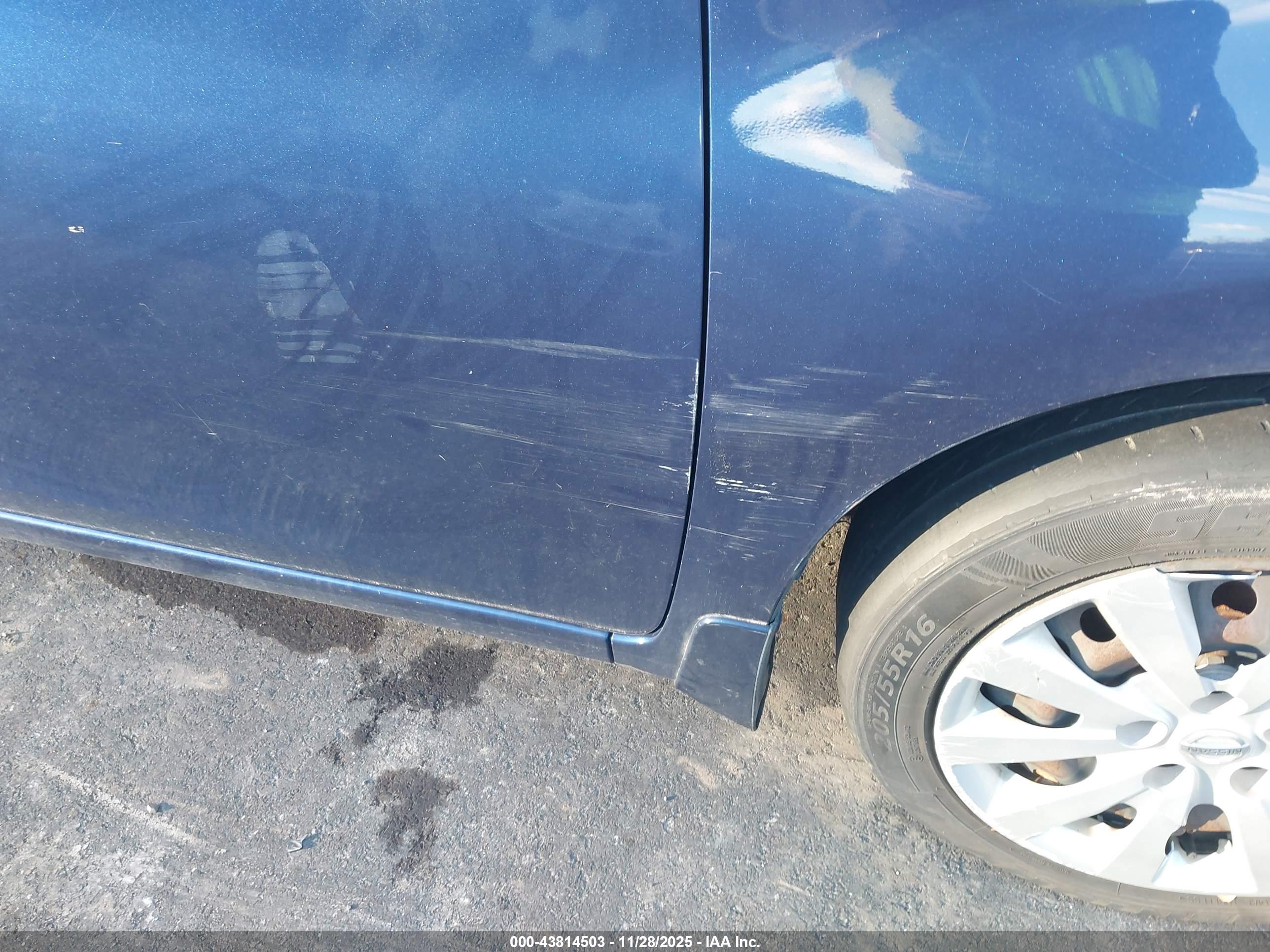 NISSAN SENTRA image 6