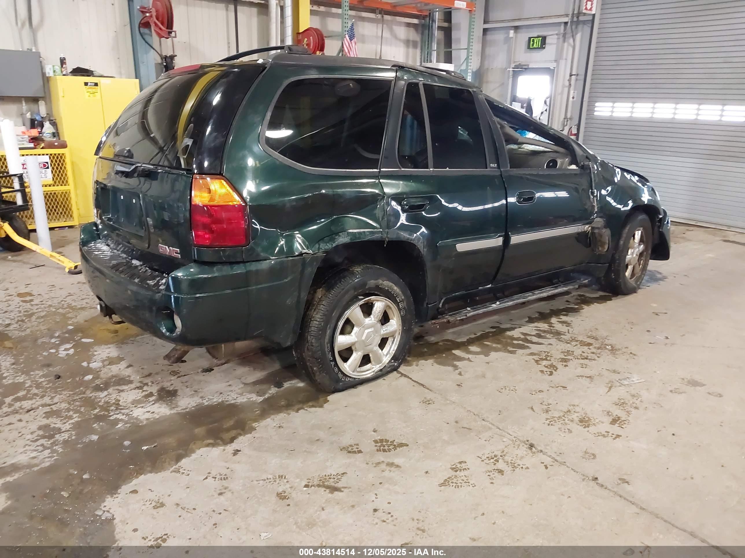 GMC ENVOY image 4