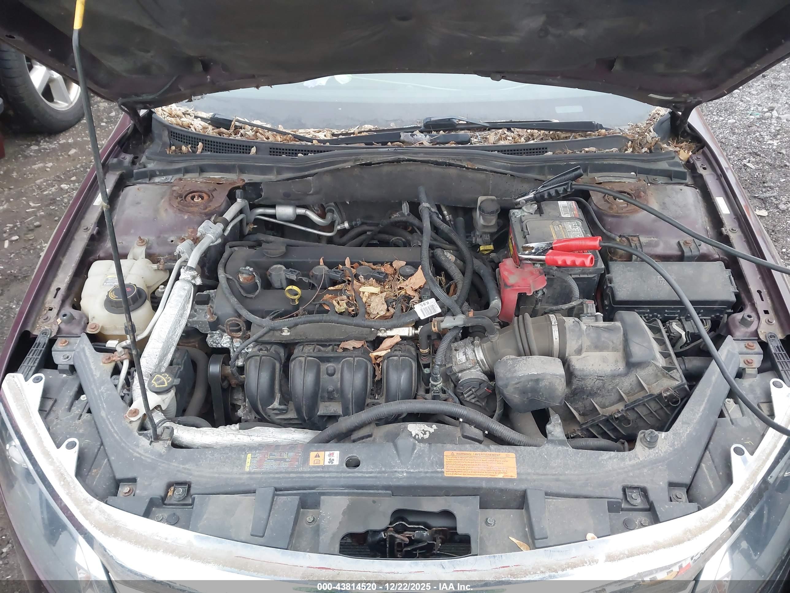 FORD FUSION image 10