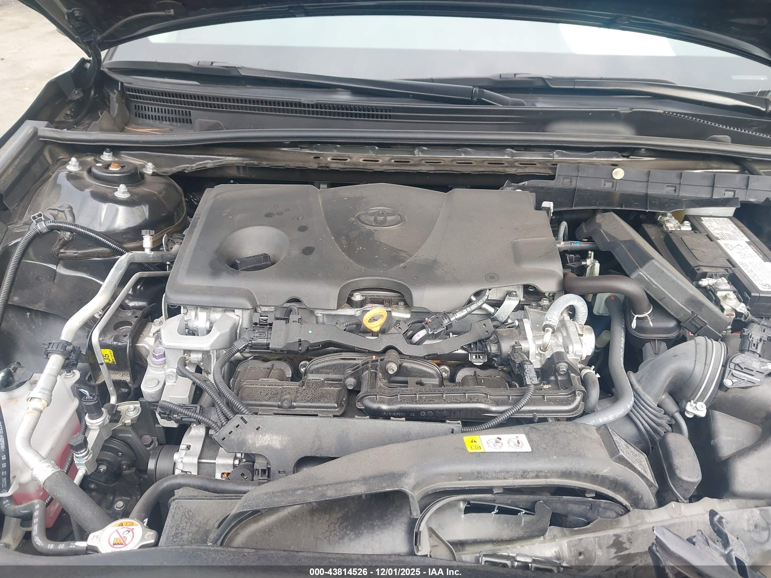TOYOTA CAMRY image 10