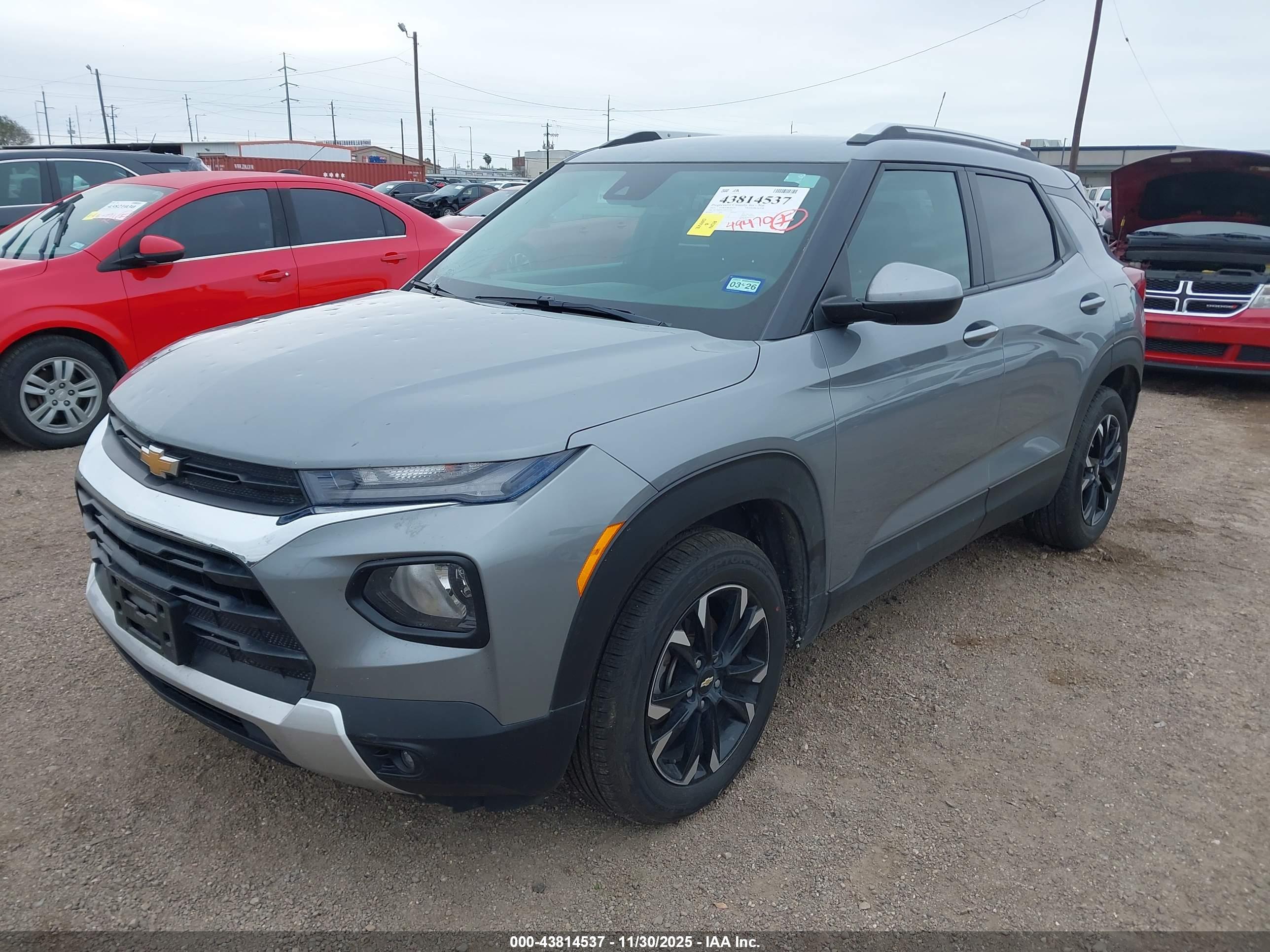 CHEVROLET TRAILBLAZER image 2