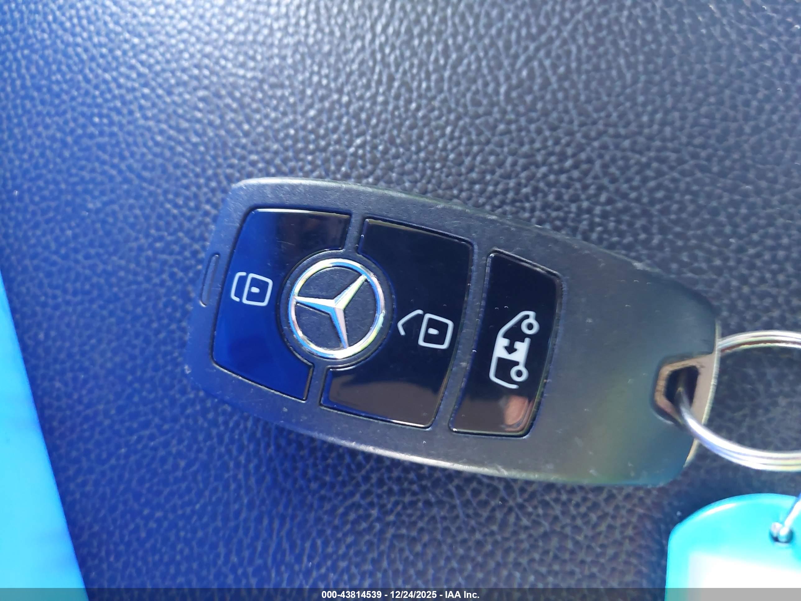 MERCEDES-BENZ SPRINTER image 11