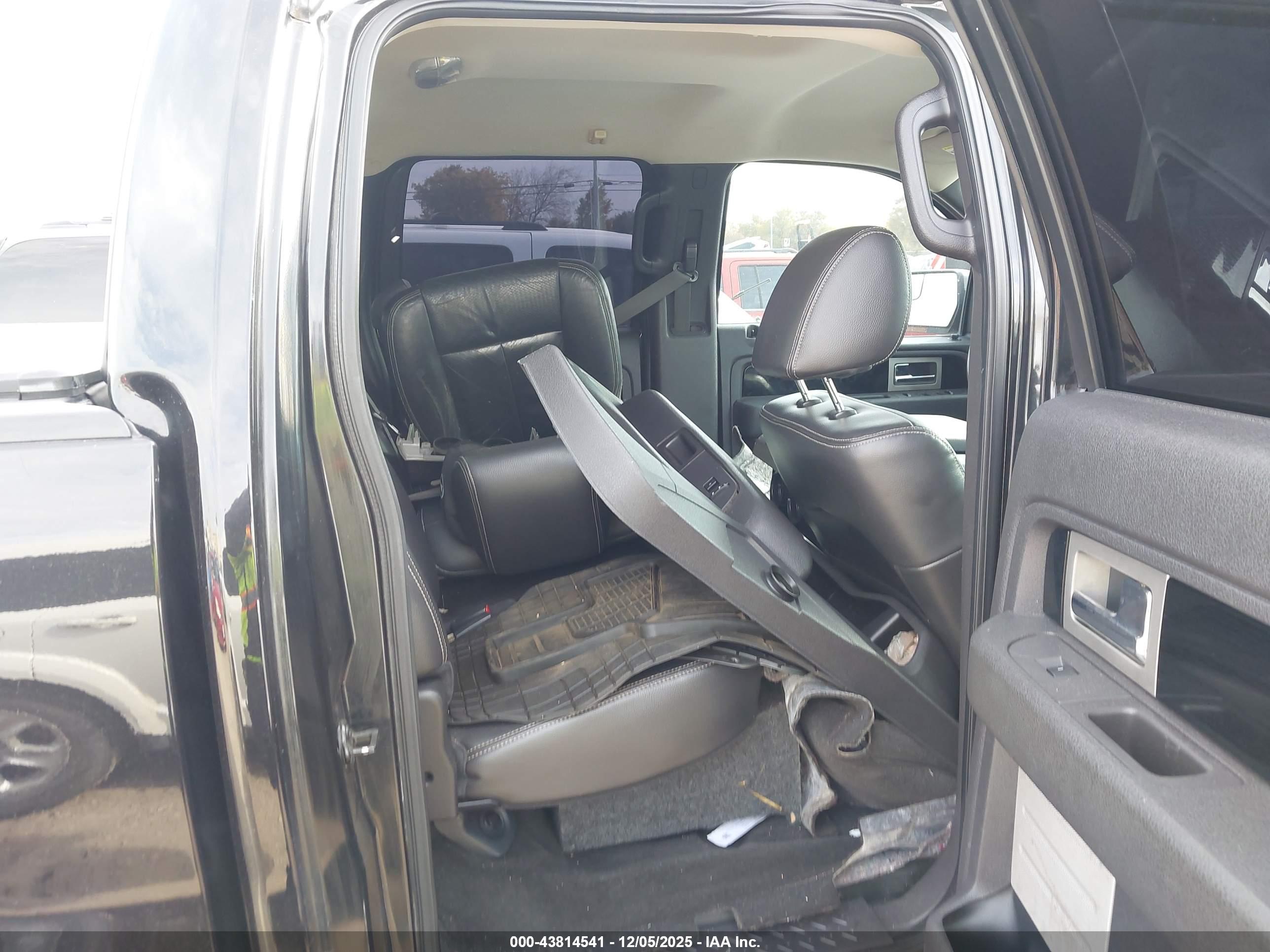 FORD F-150 image 8