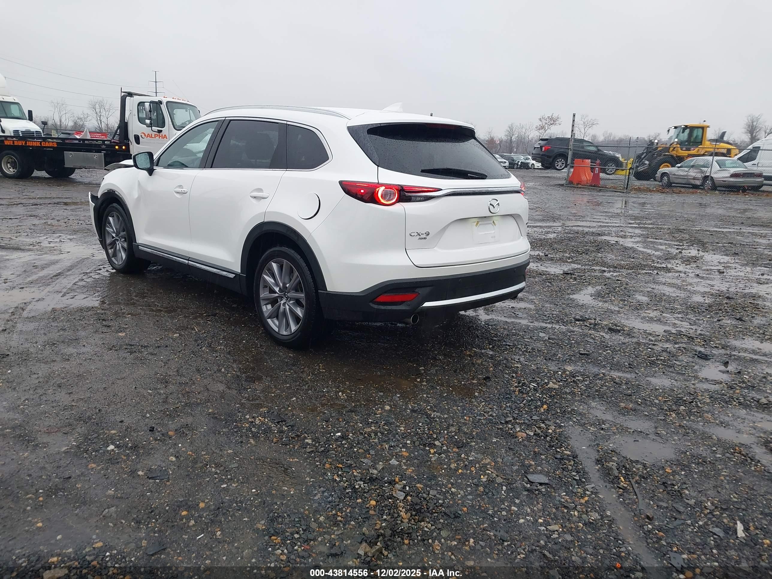 MAZDA CX-9 image 3