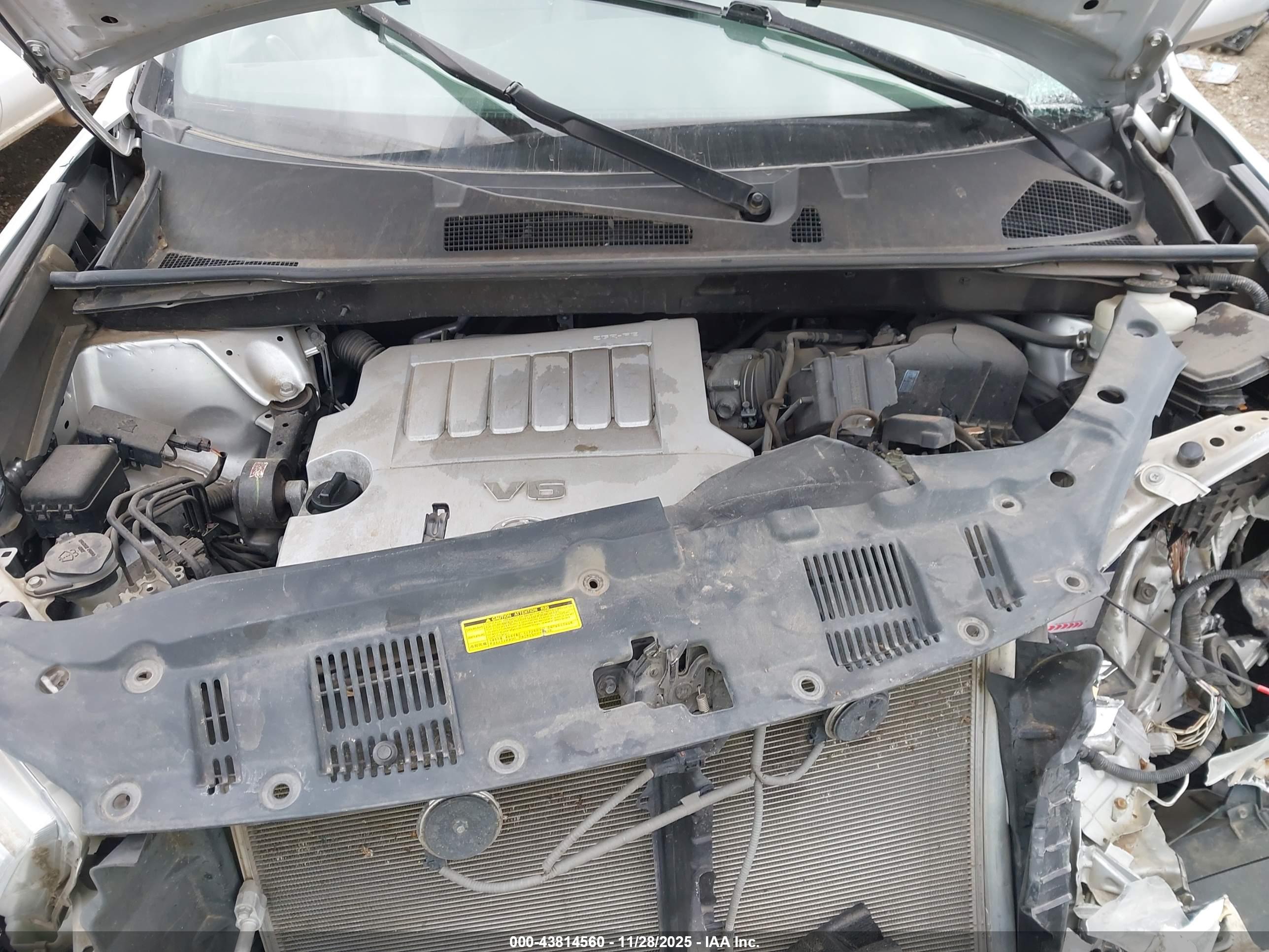 TOYOTA HIGHLANDER image 10