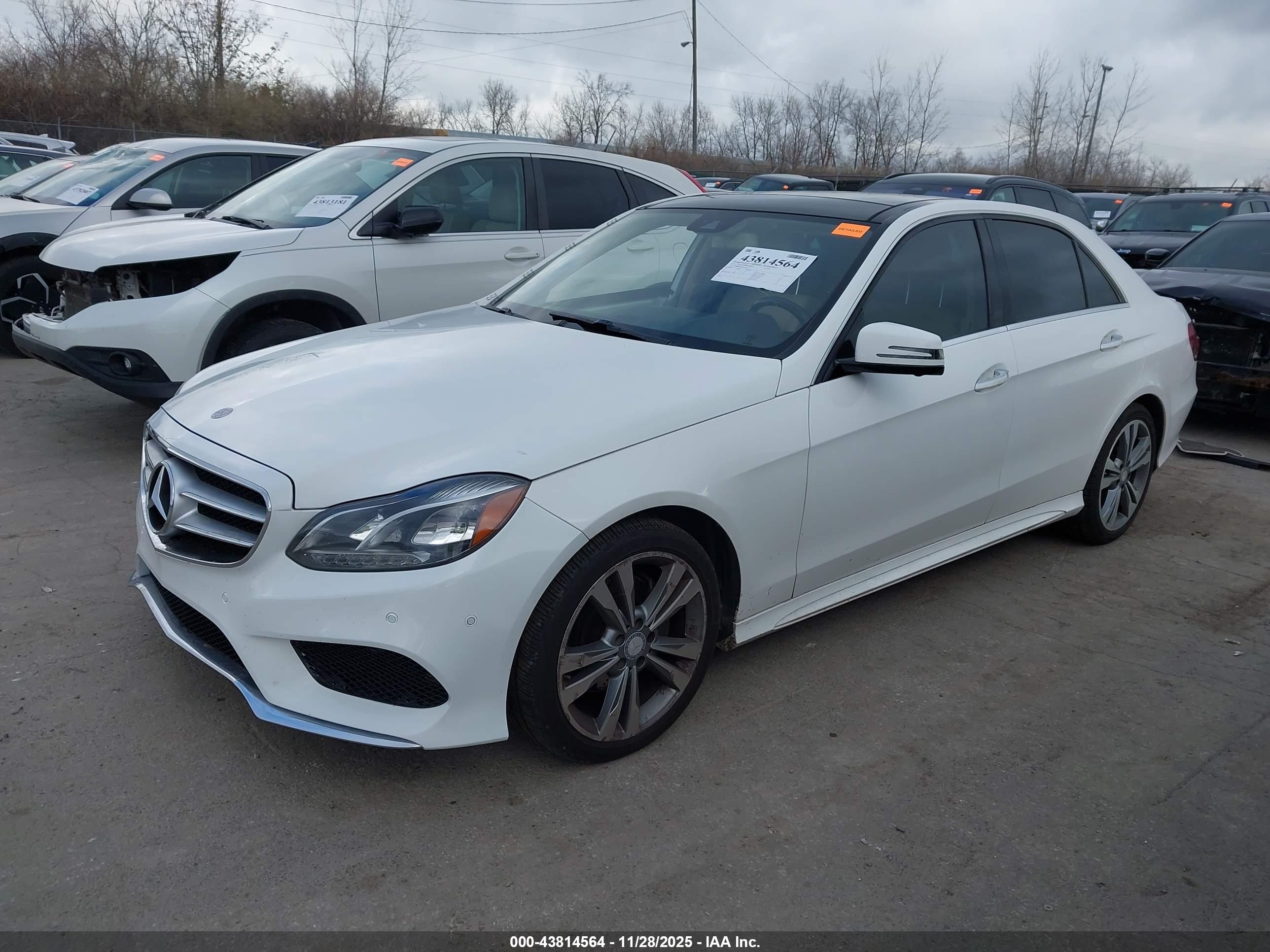MERCEDES-BENZ E image 2