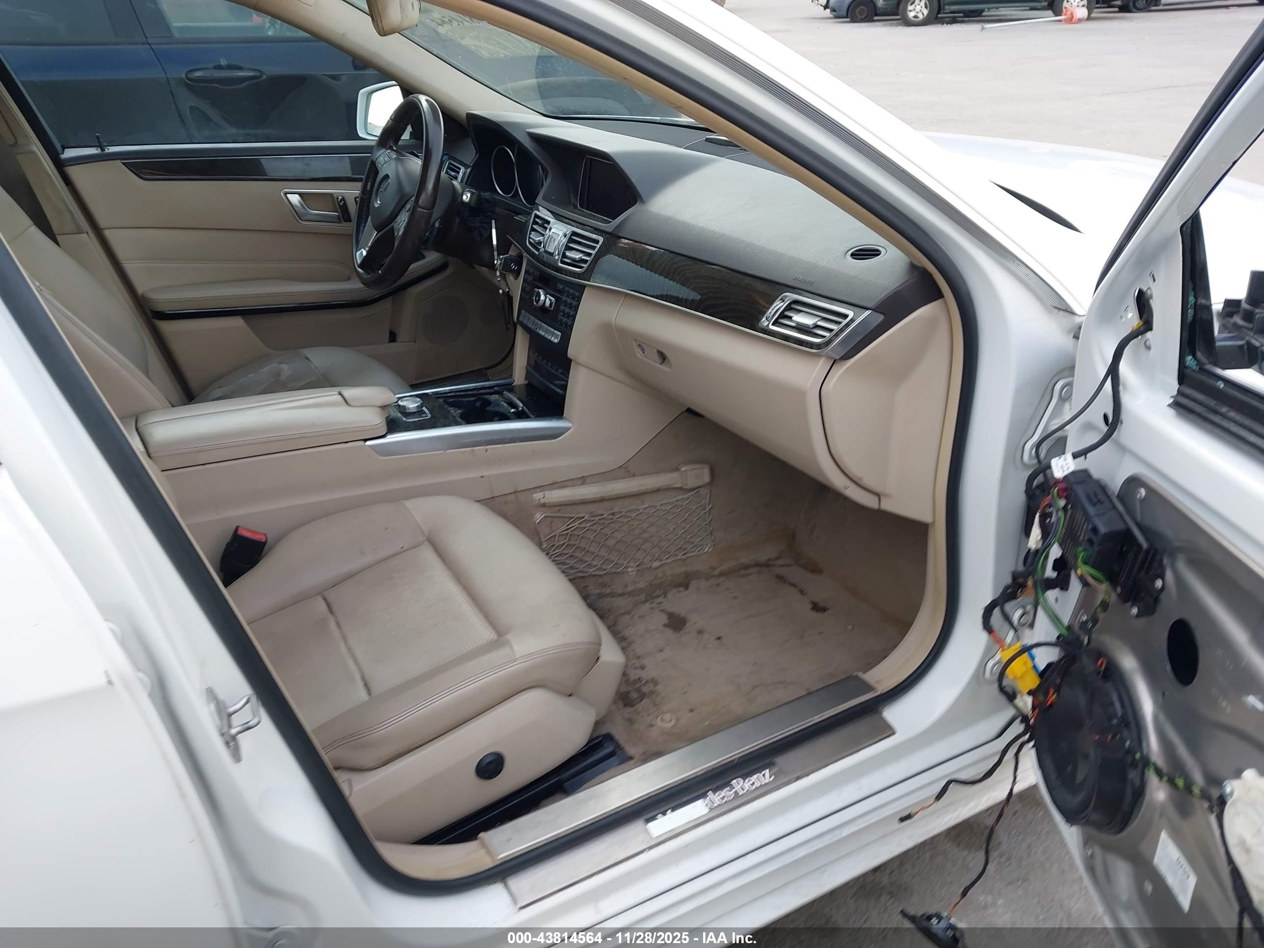 MERCEDES-BENZ E image 5