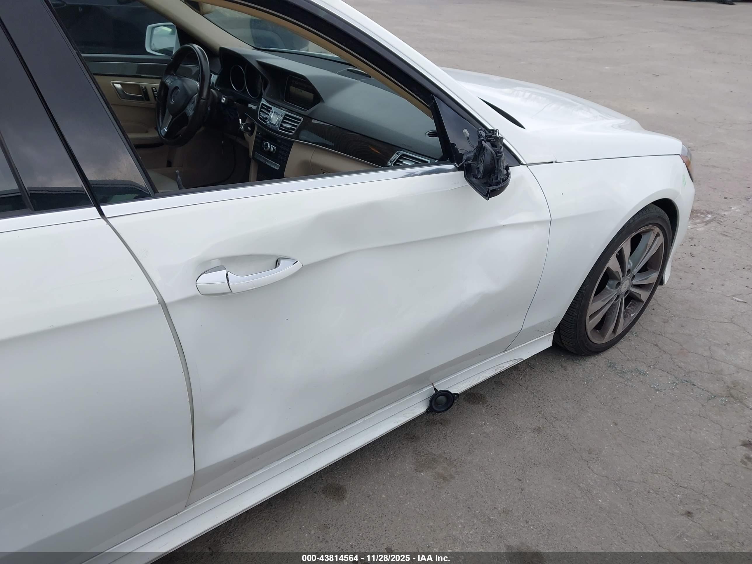 MERCEDES-BENZ E image 6