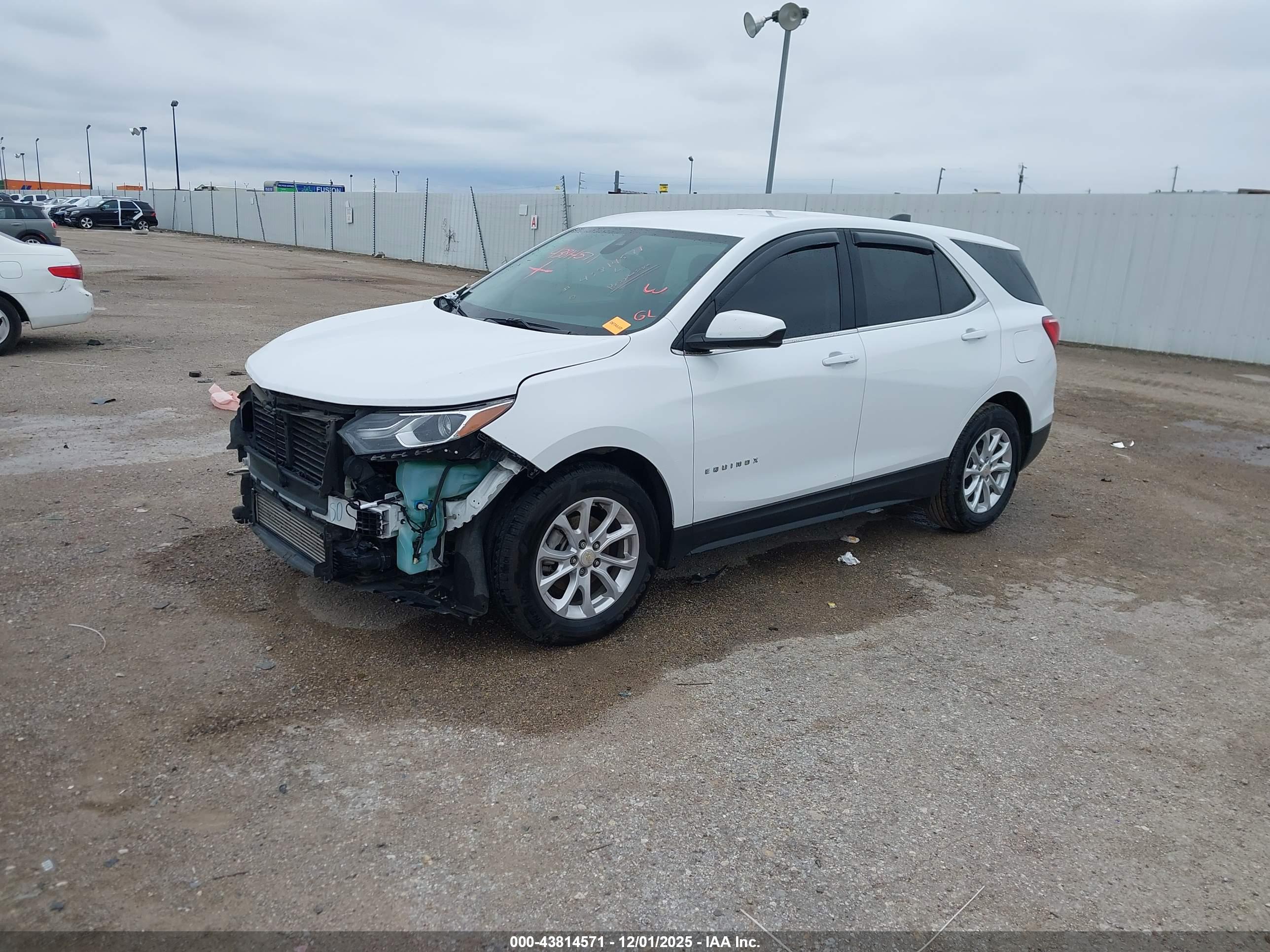 CHEVROLET EQUINOX image 2