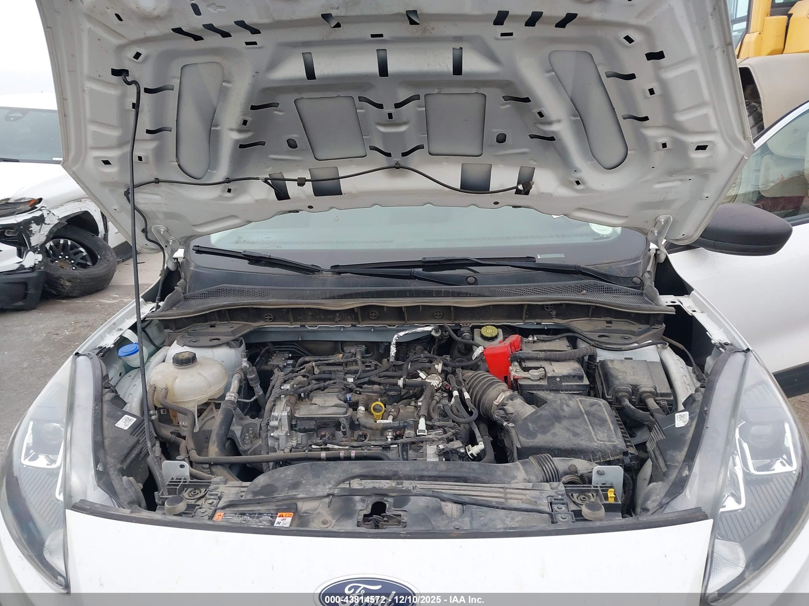 FORD ESCAPE image 10
