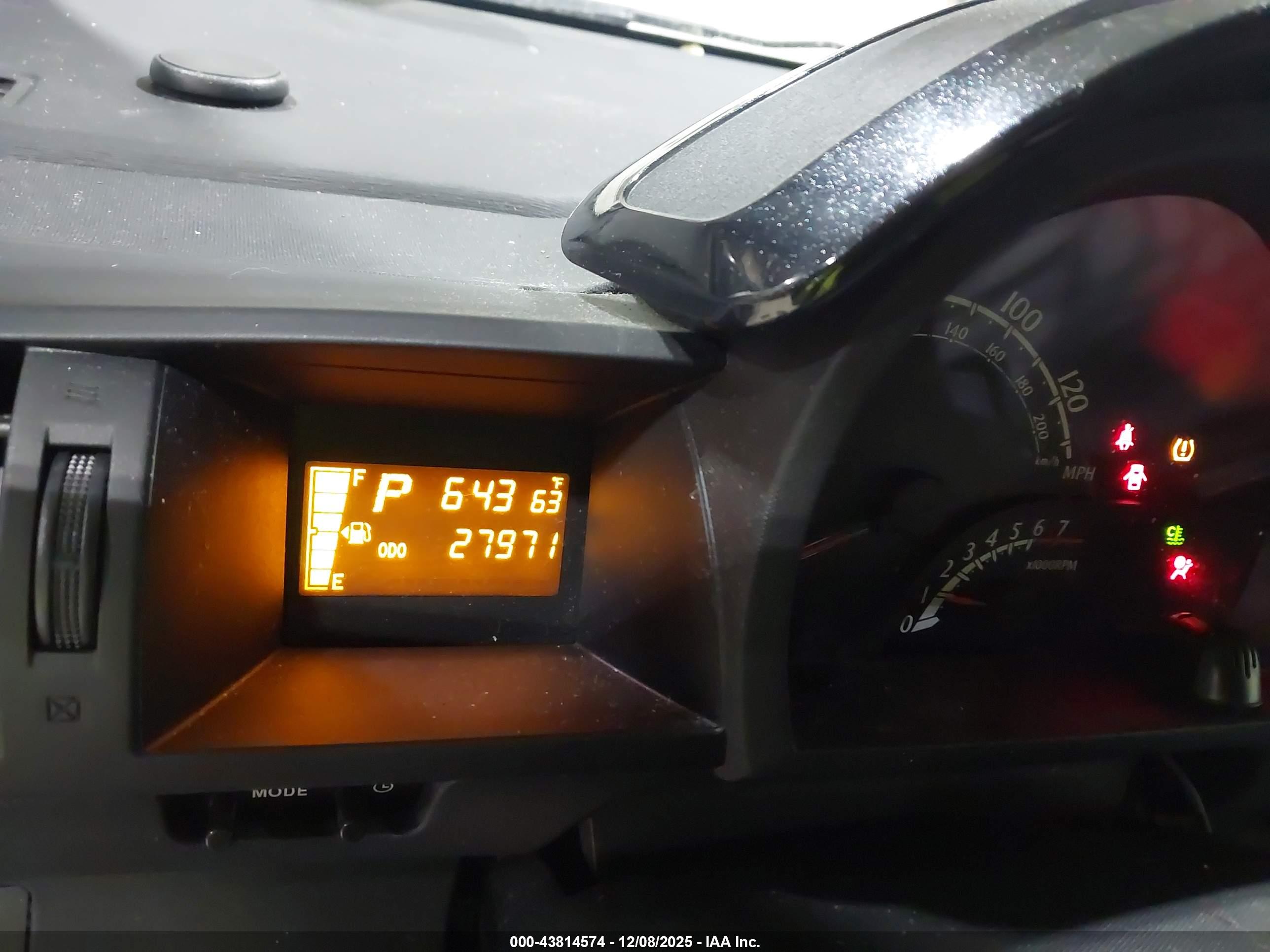 SCION IQ image 7
