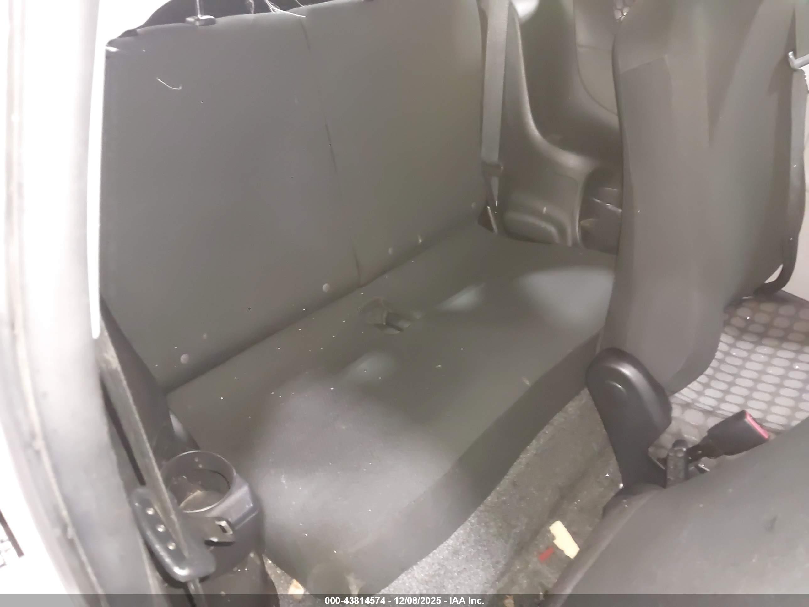 SCION IQ image 8