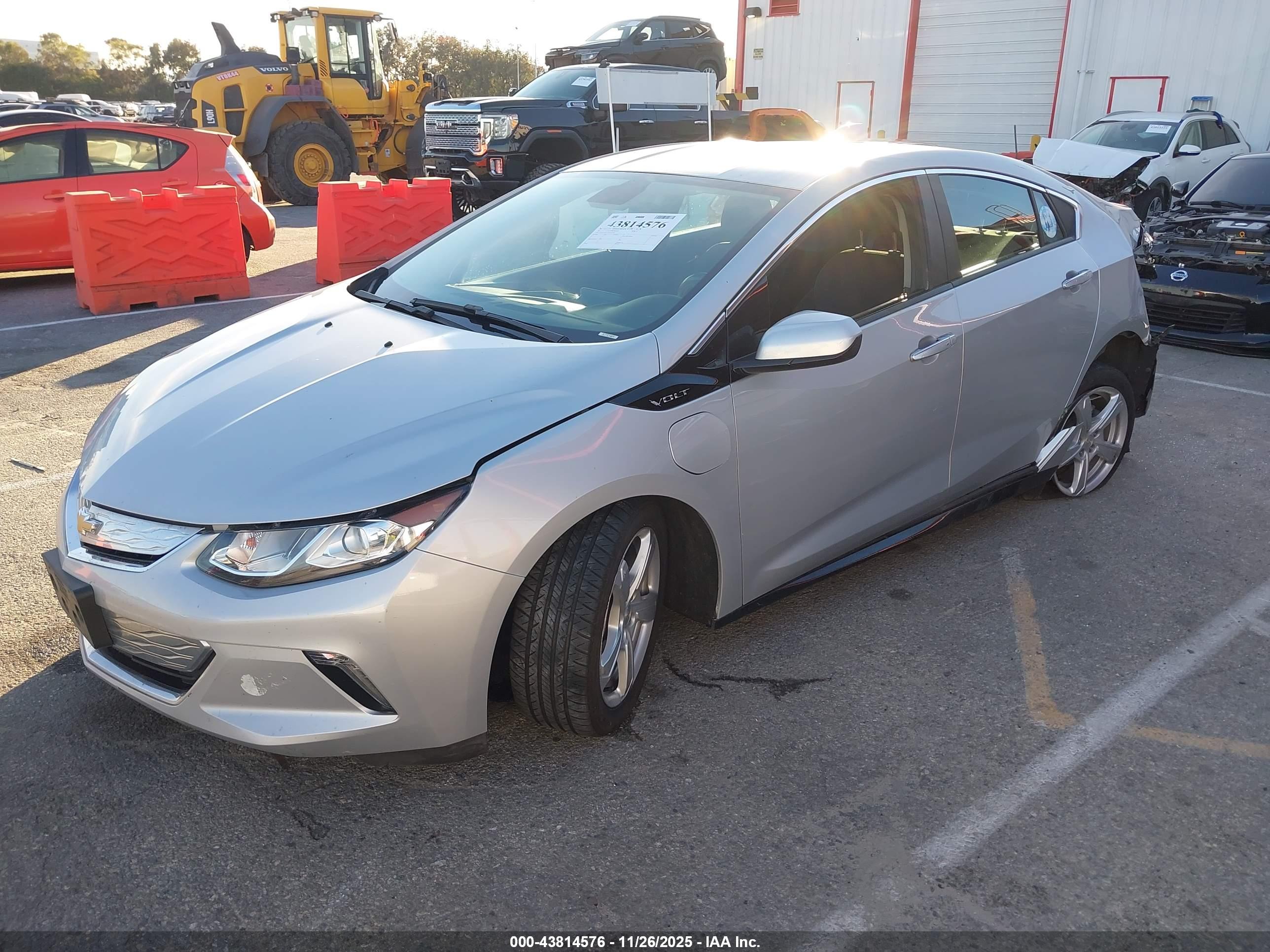 CHEVROLET VOLT image 2