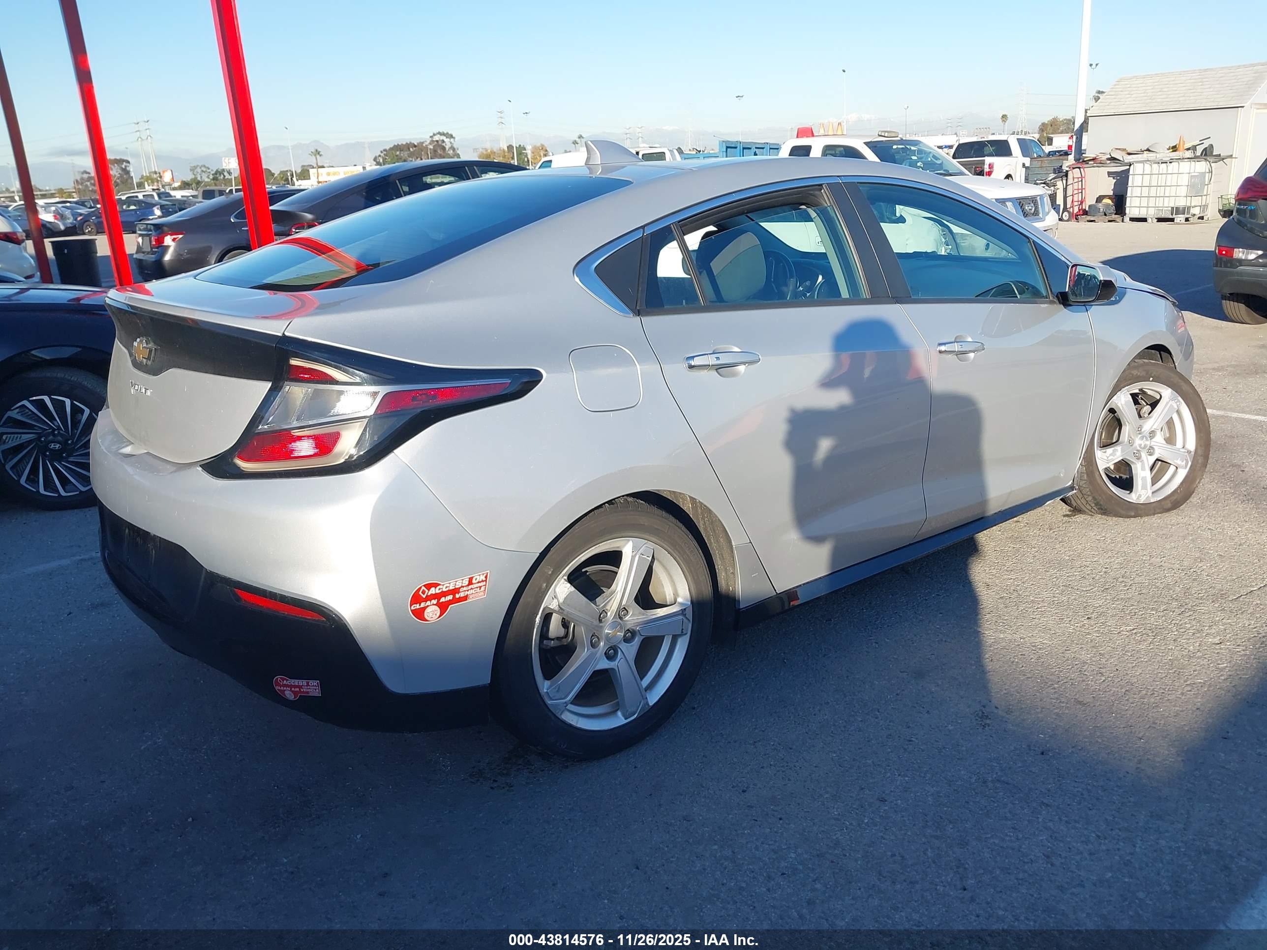 CHEVROLET VOLT image 4