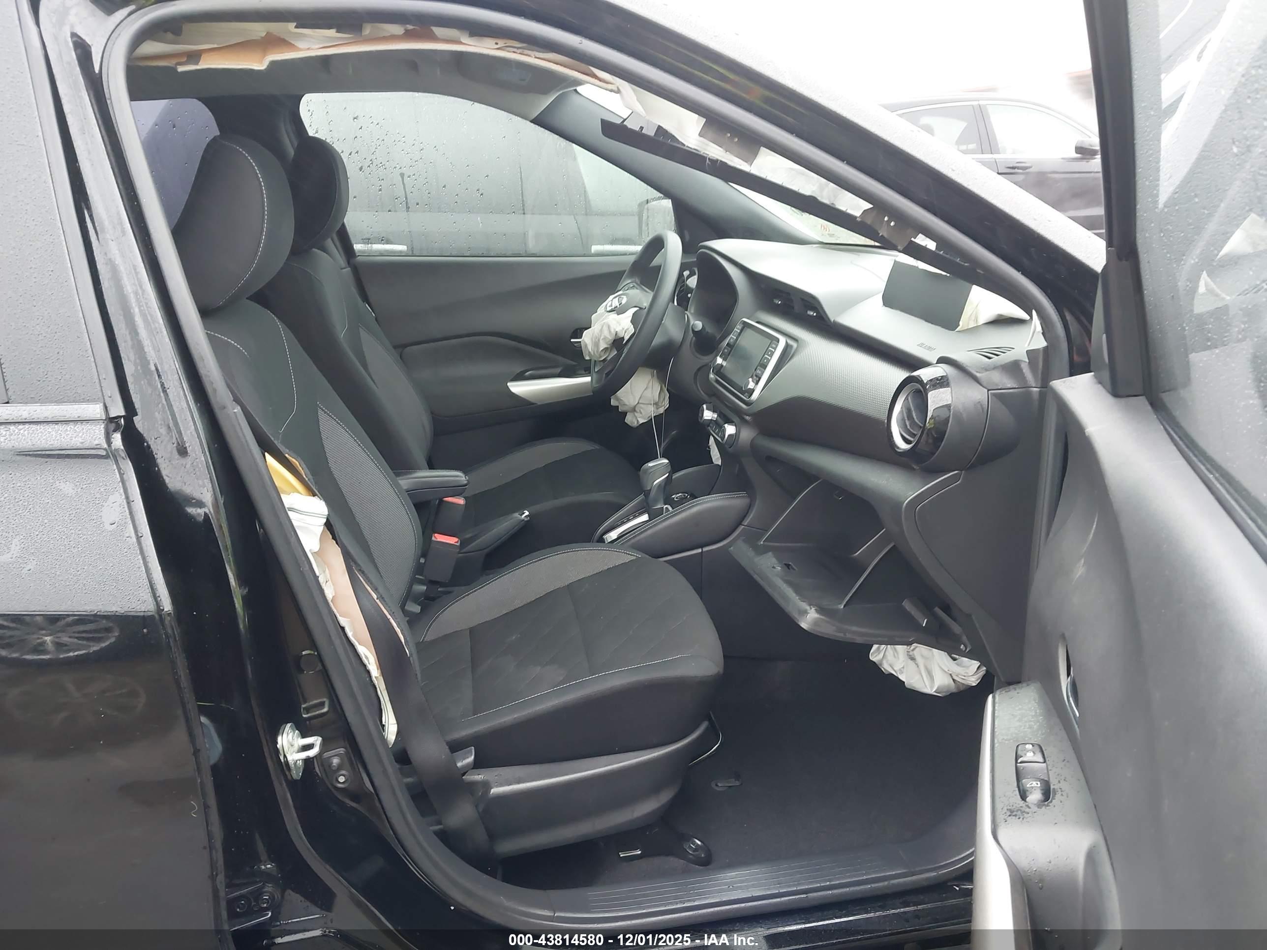 NISSAN KICKS image 5