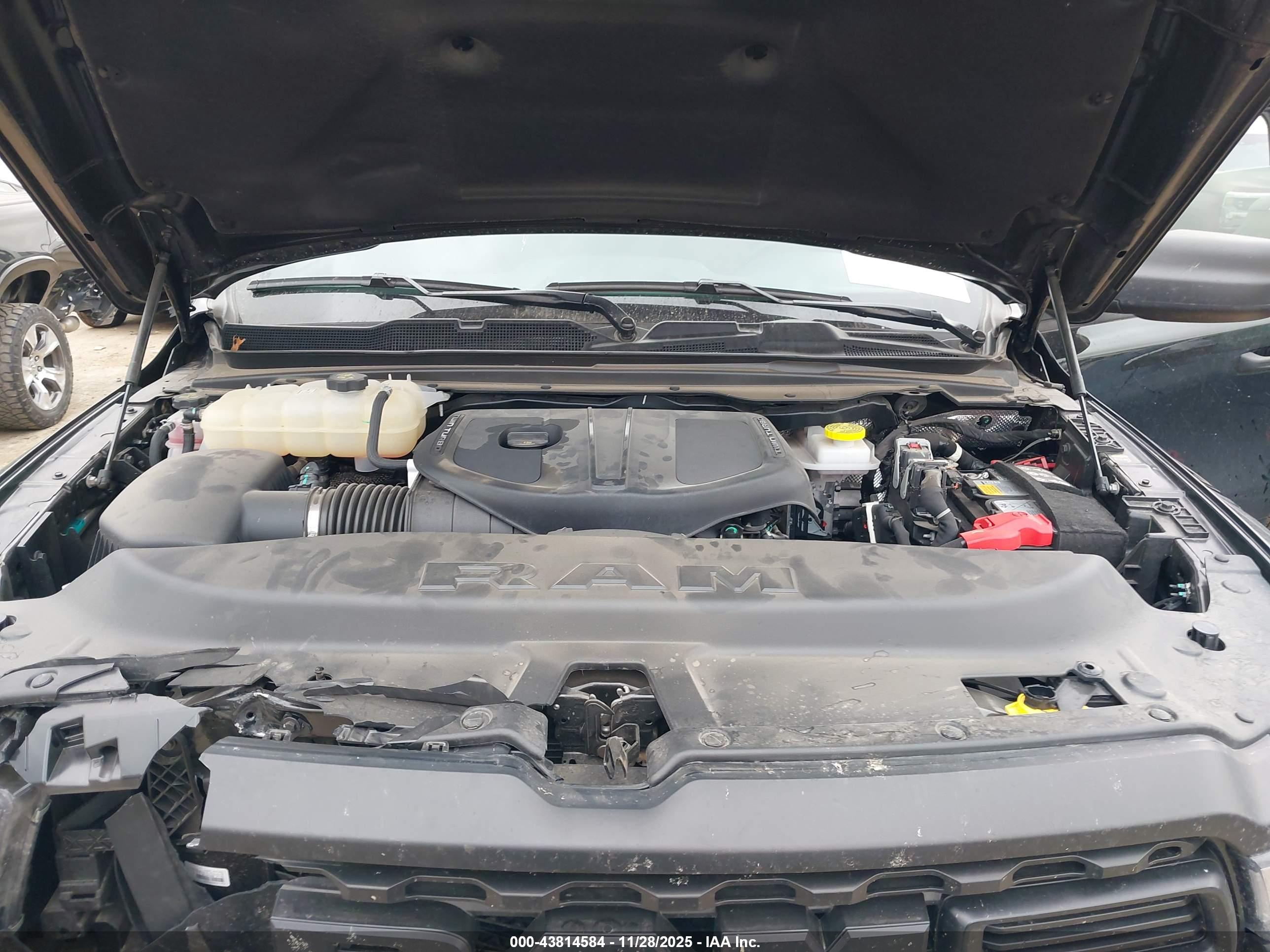 RAM 1500 image 10