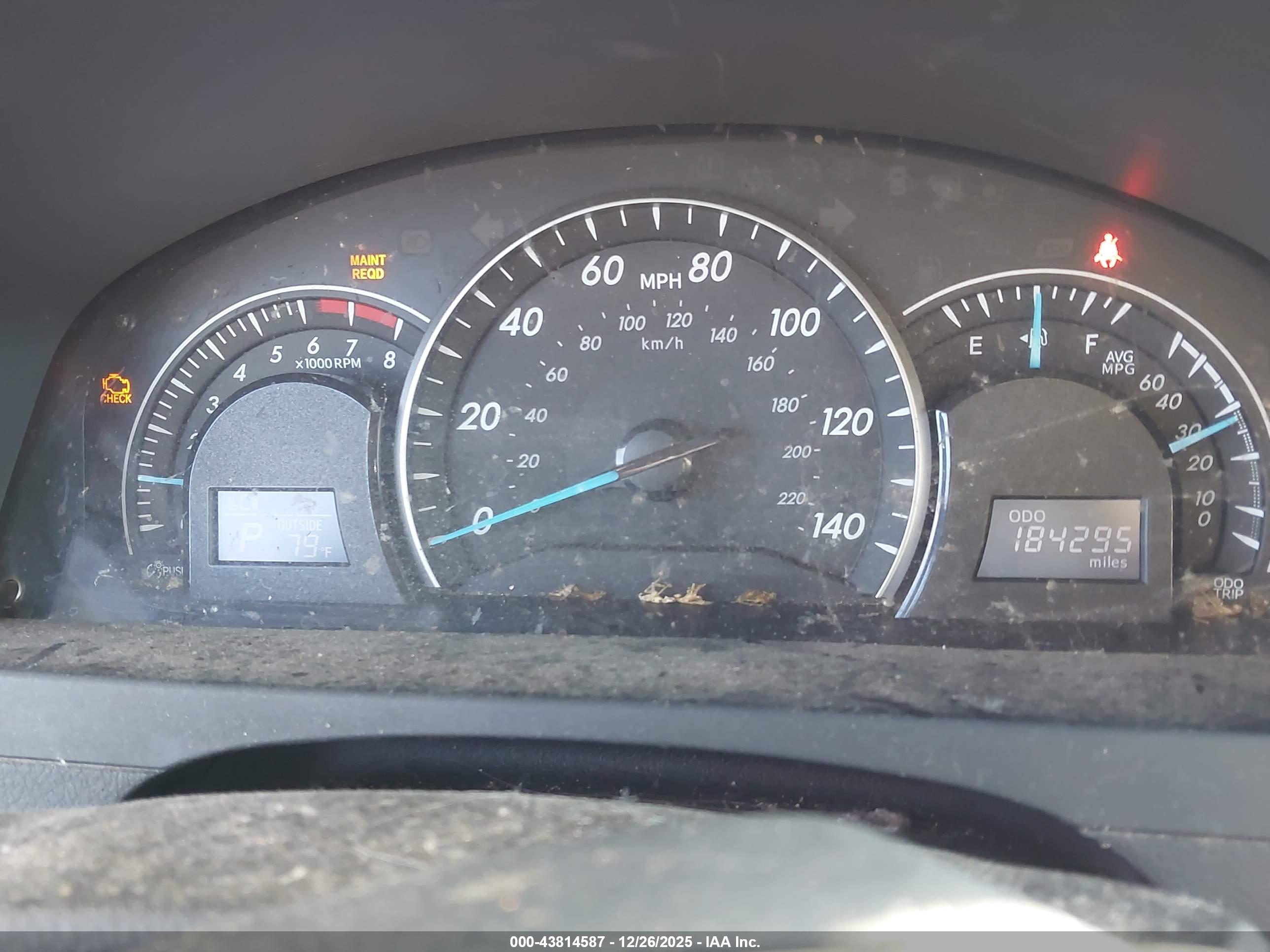 TOYOTA CAMRY image 7