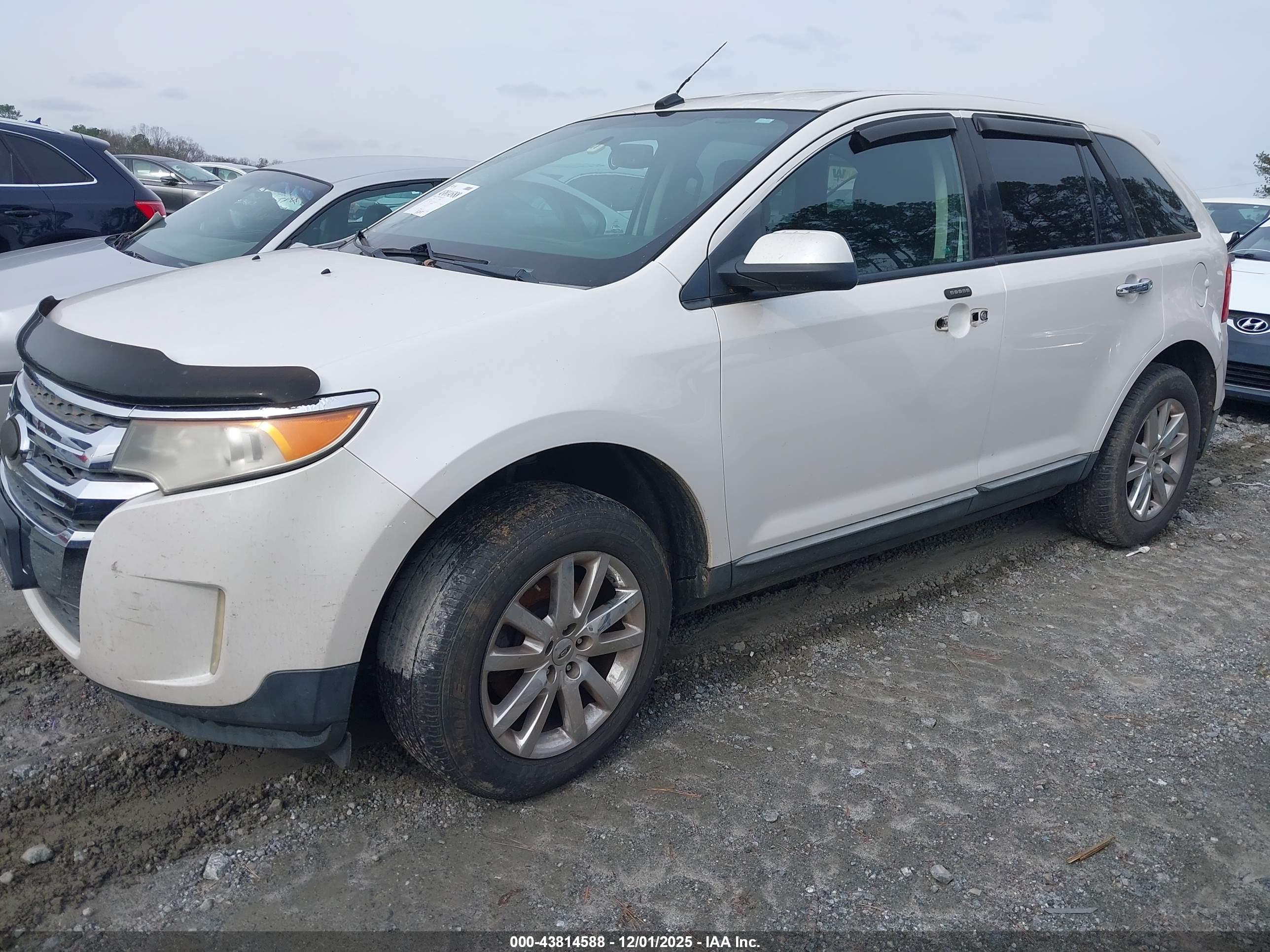 FORD EDGE image 2