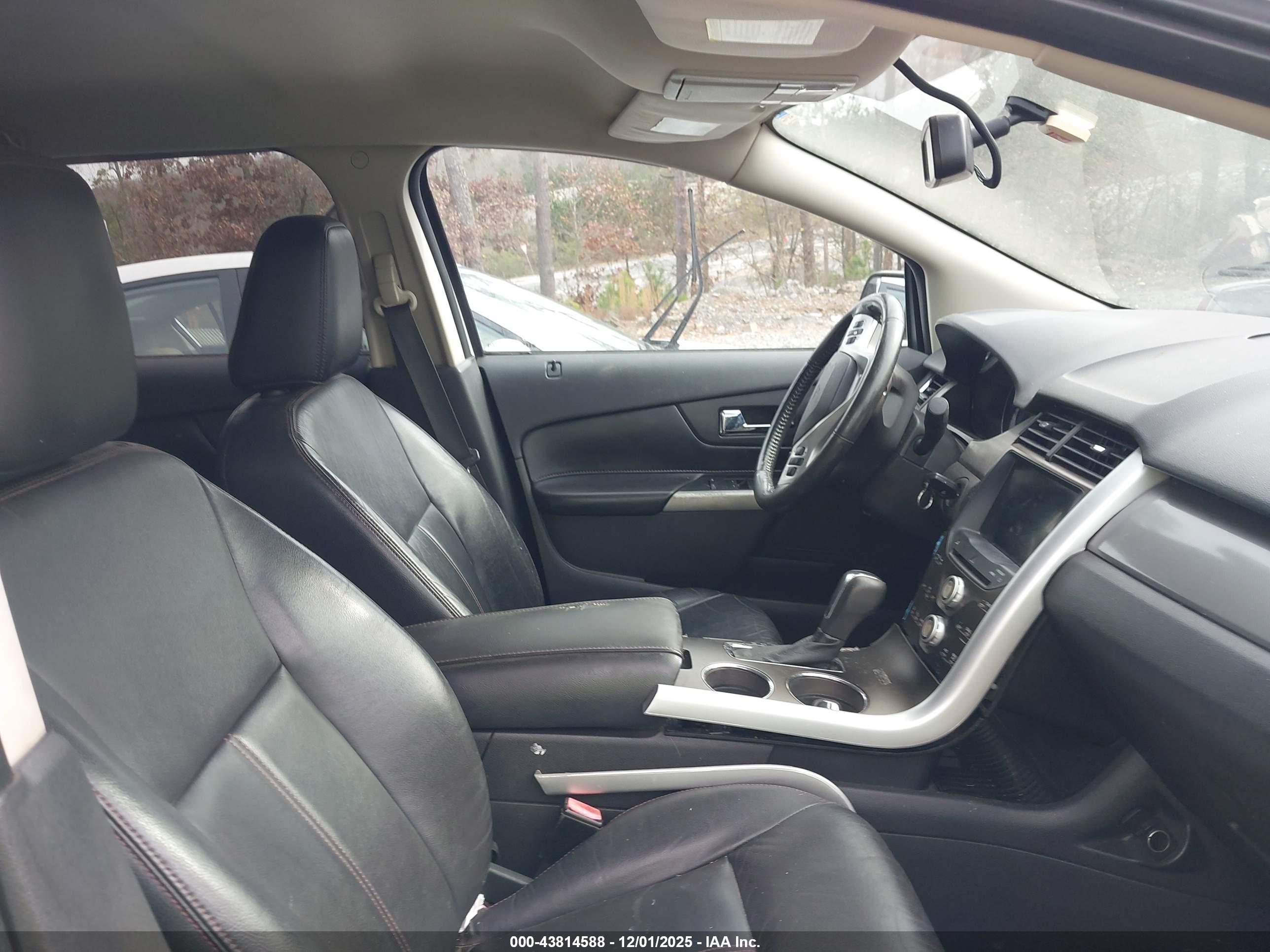 FORD EDGE image 5