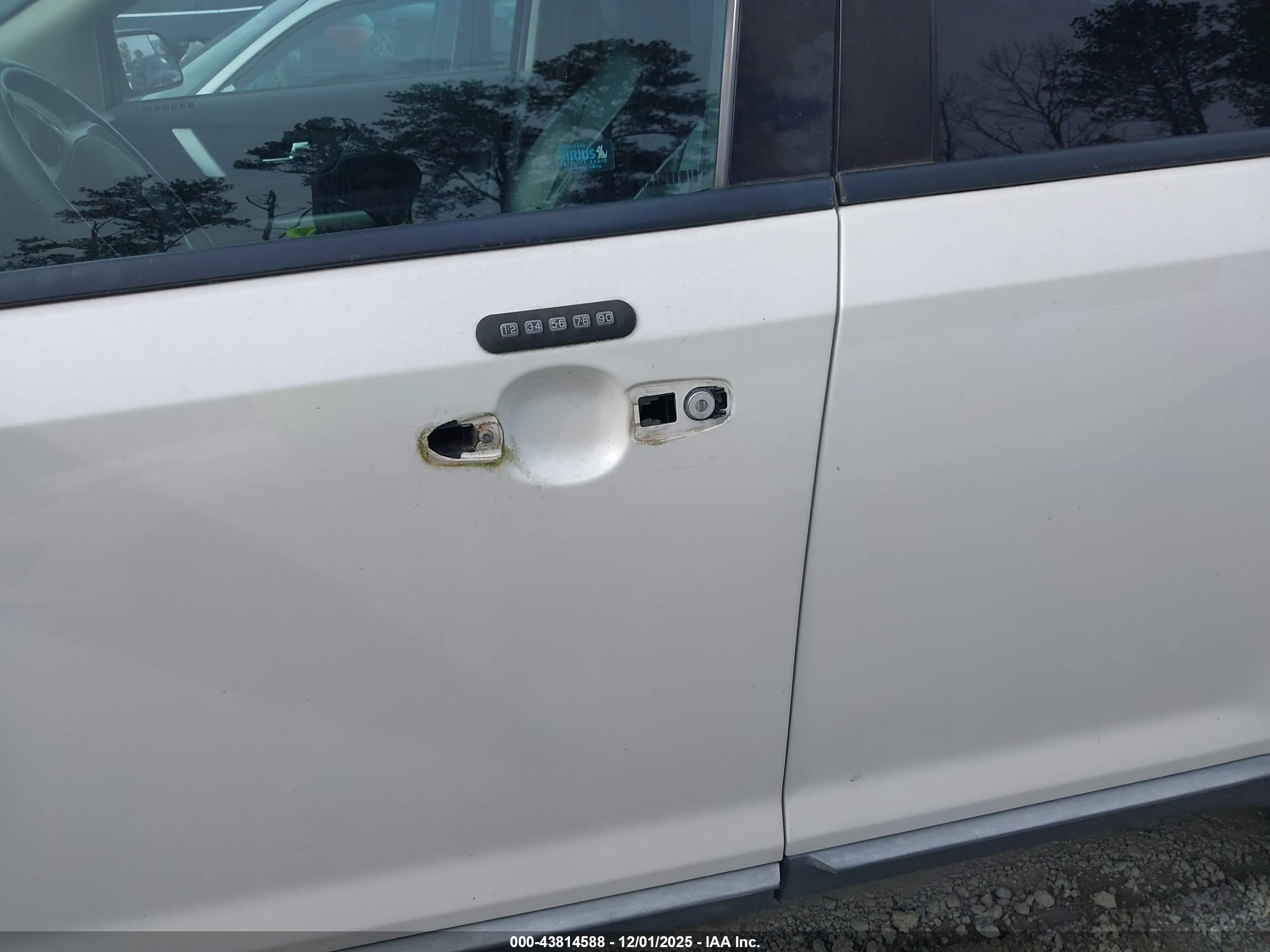 FORD EDGE image 6