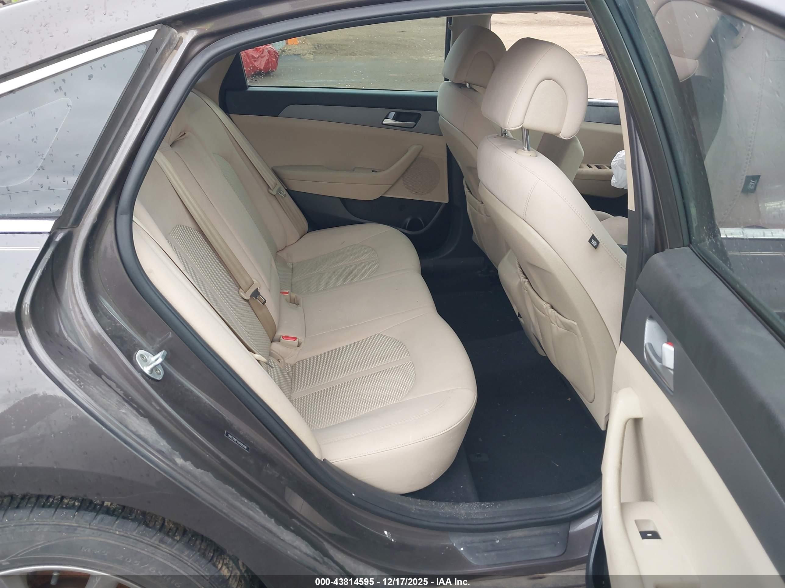 HYUNDAI SONATA image 8