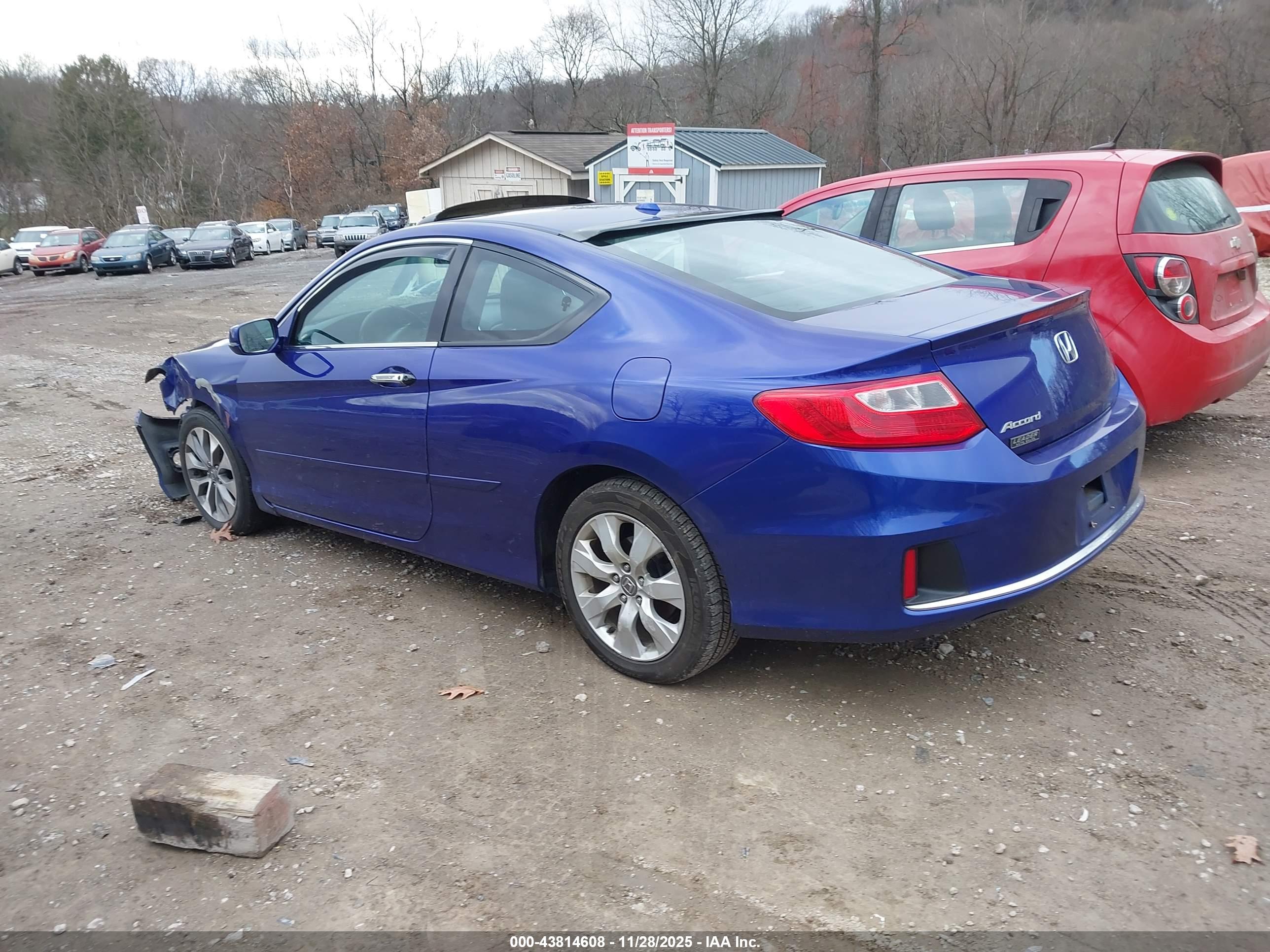 HONDA ACCORD image 3