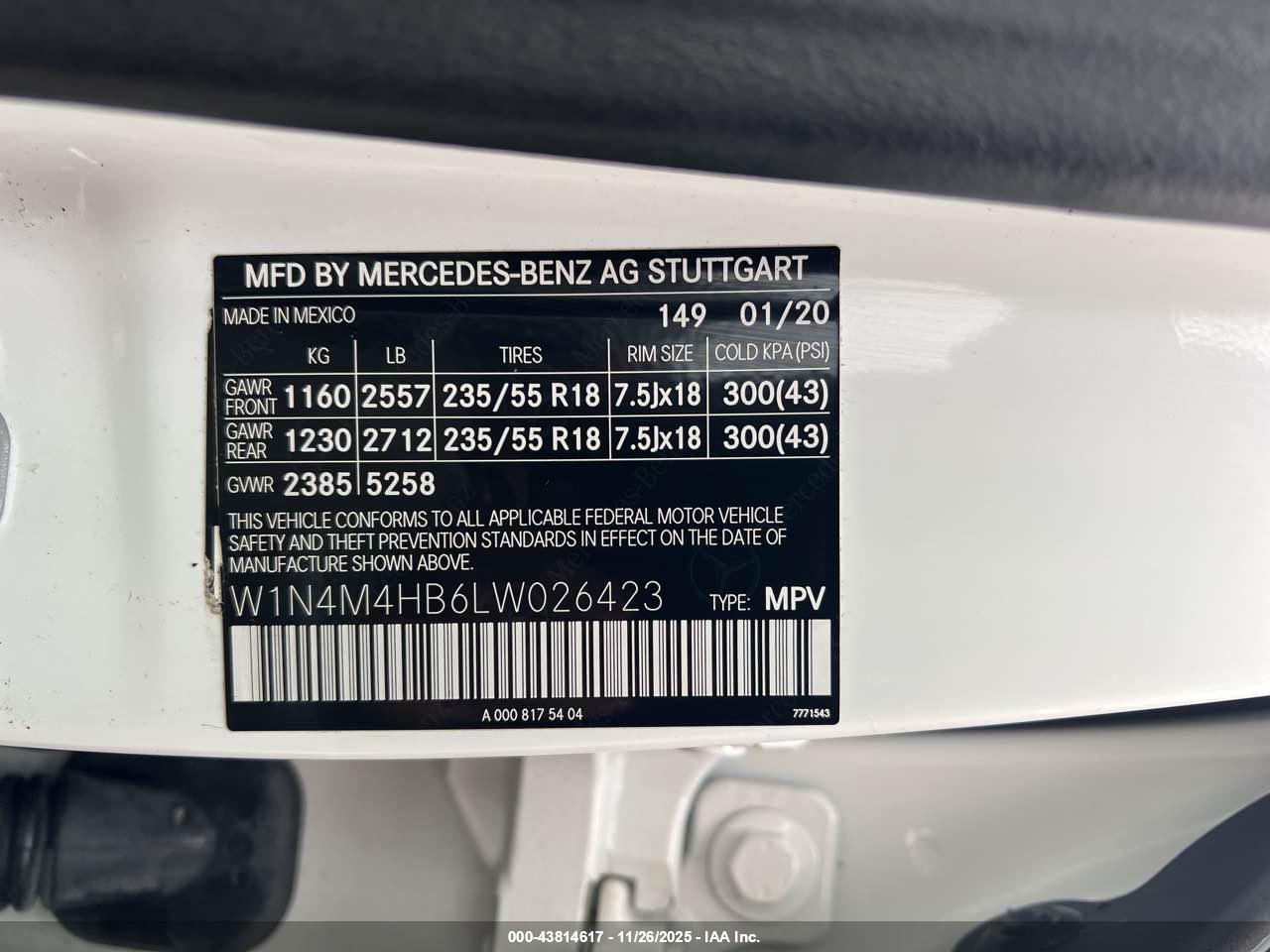 MERCEDES-BENZ GLB image 9