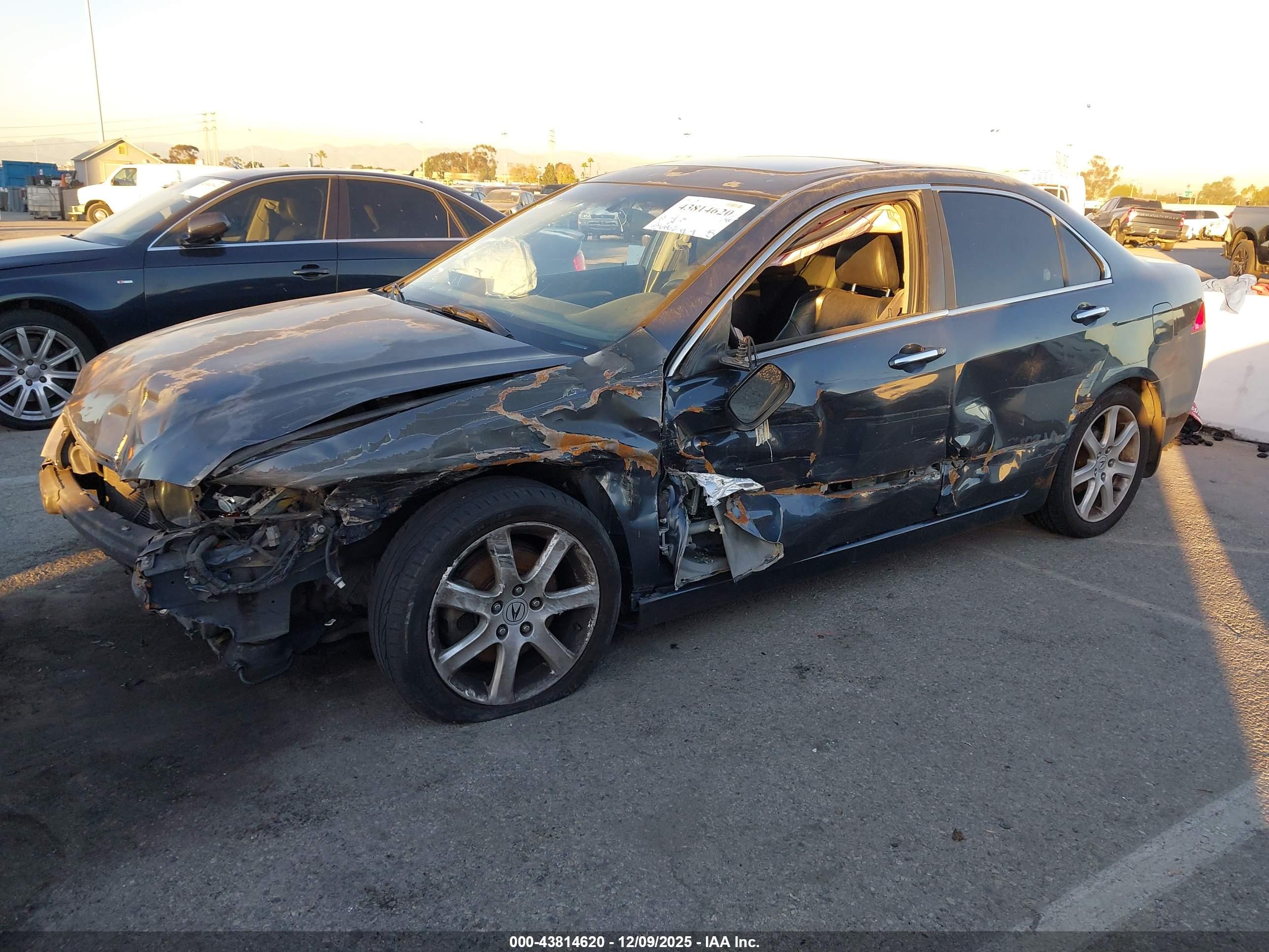 ACURA TSX image 2