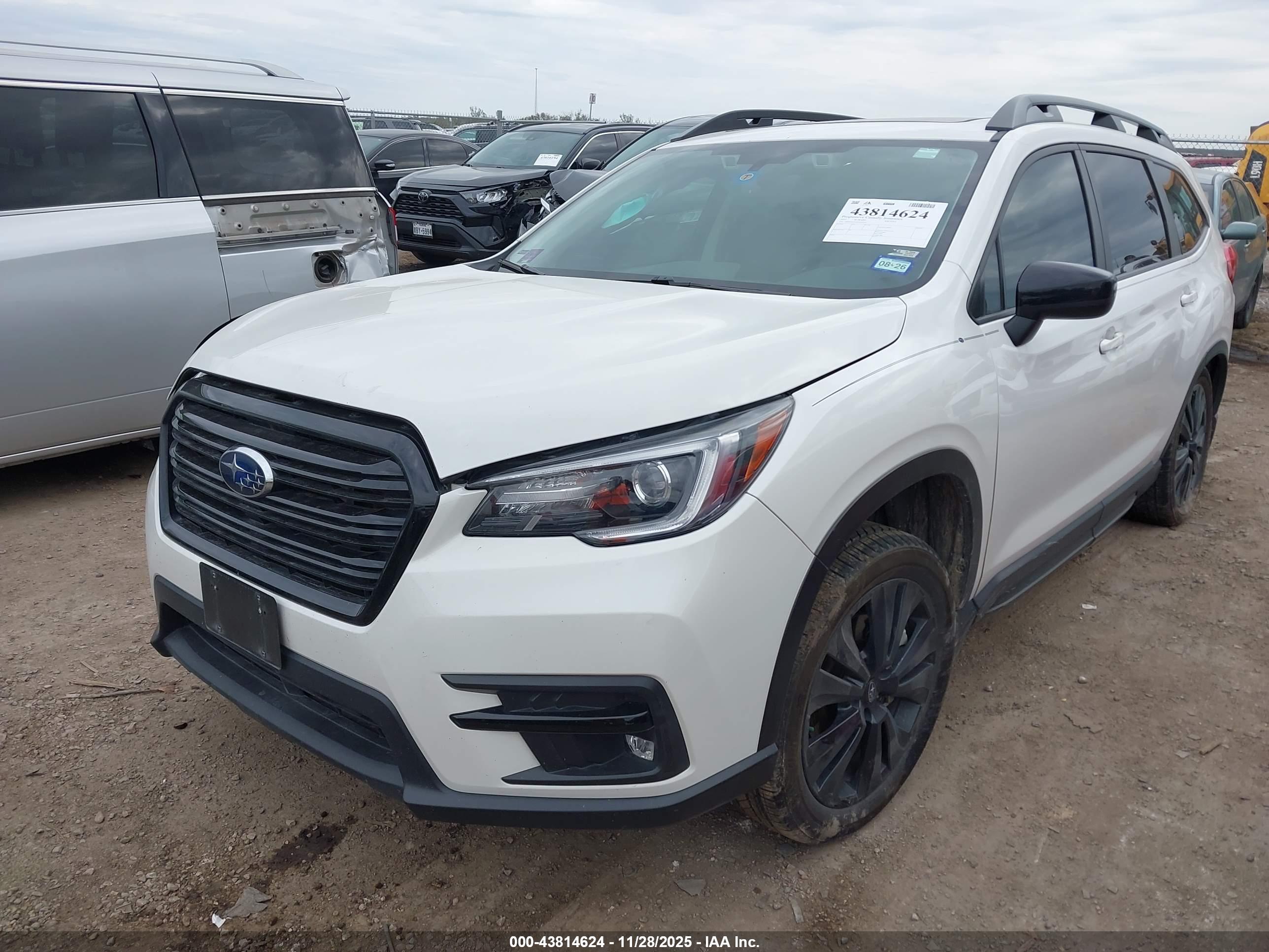 SUBARU ASCENT image 2