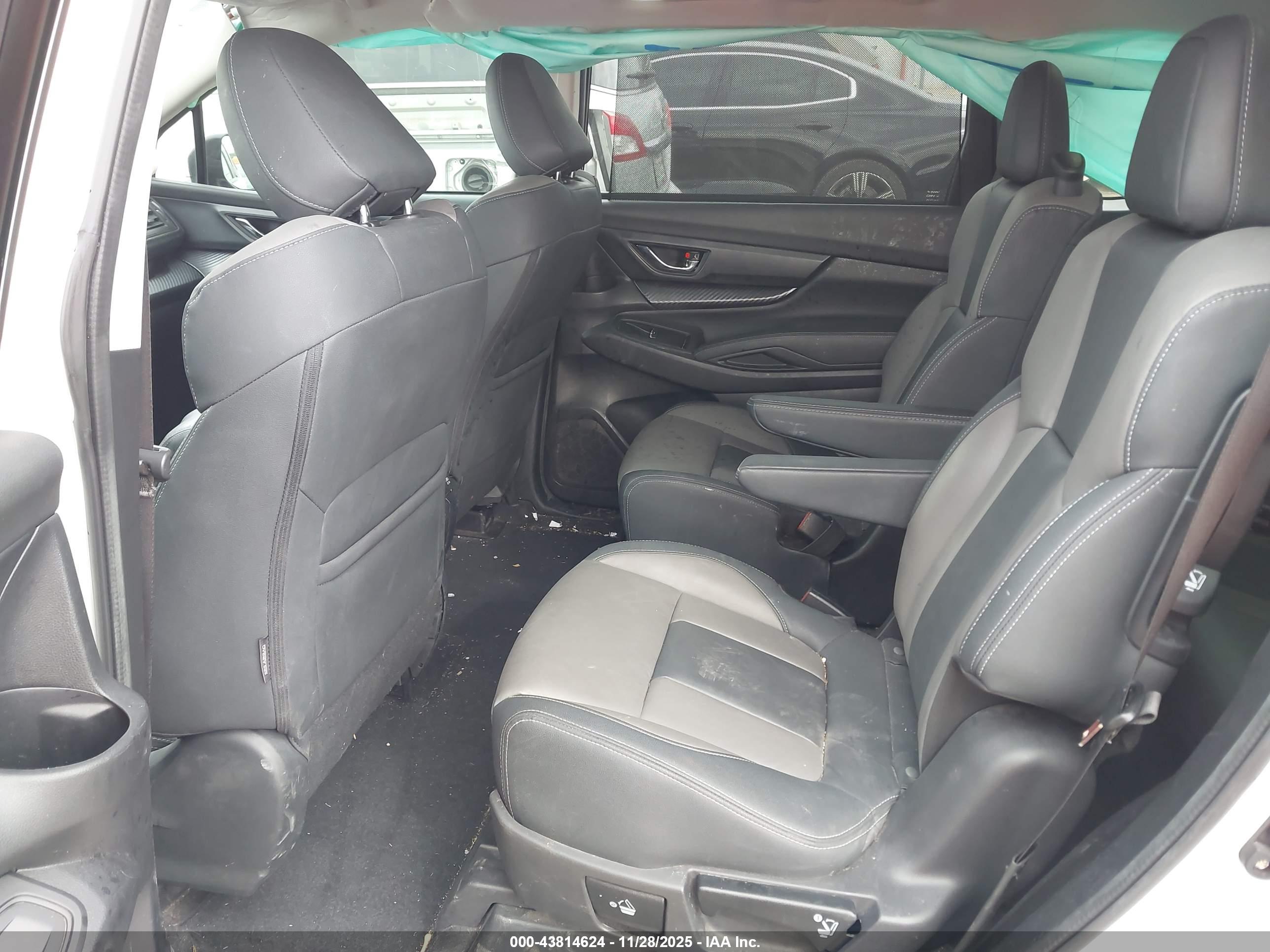 SUBARU ASCENT image 8