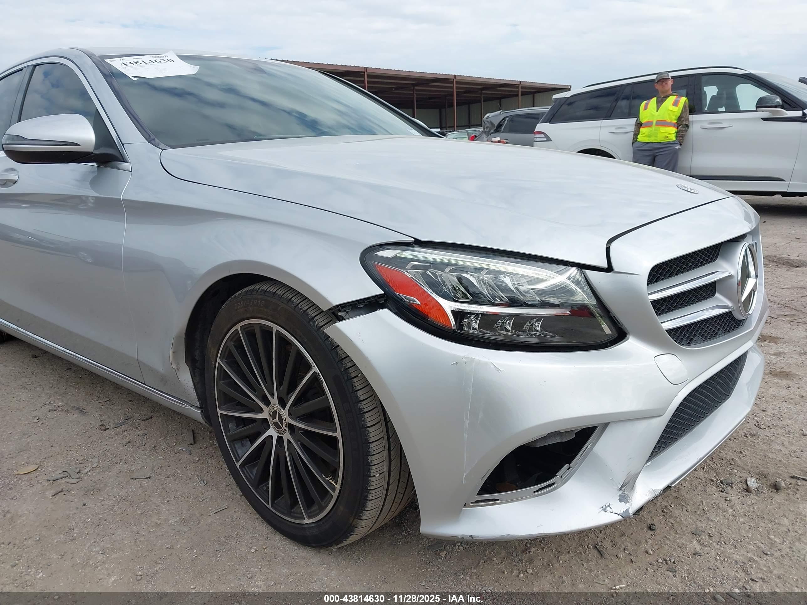 MERCEDES-BENZ C image 6