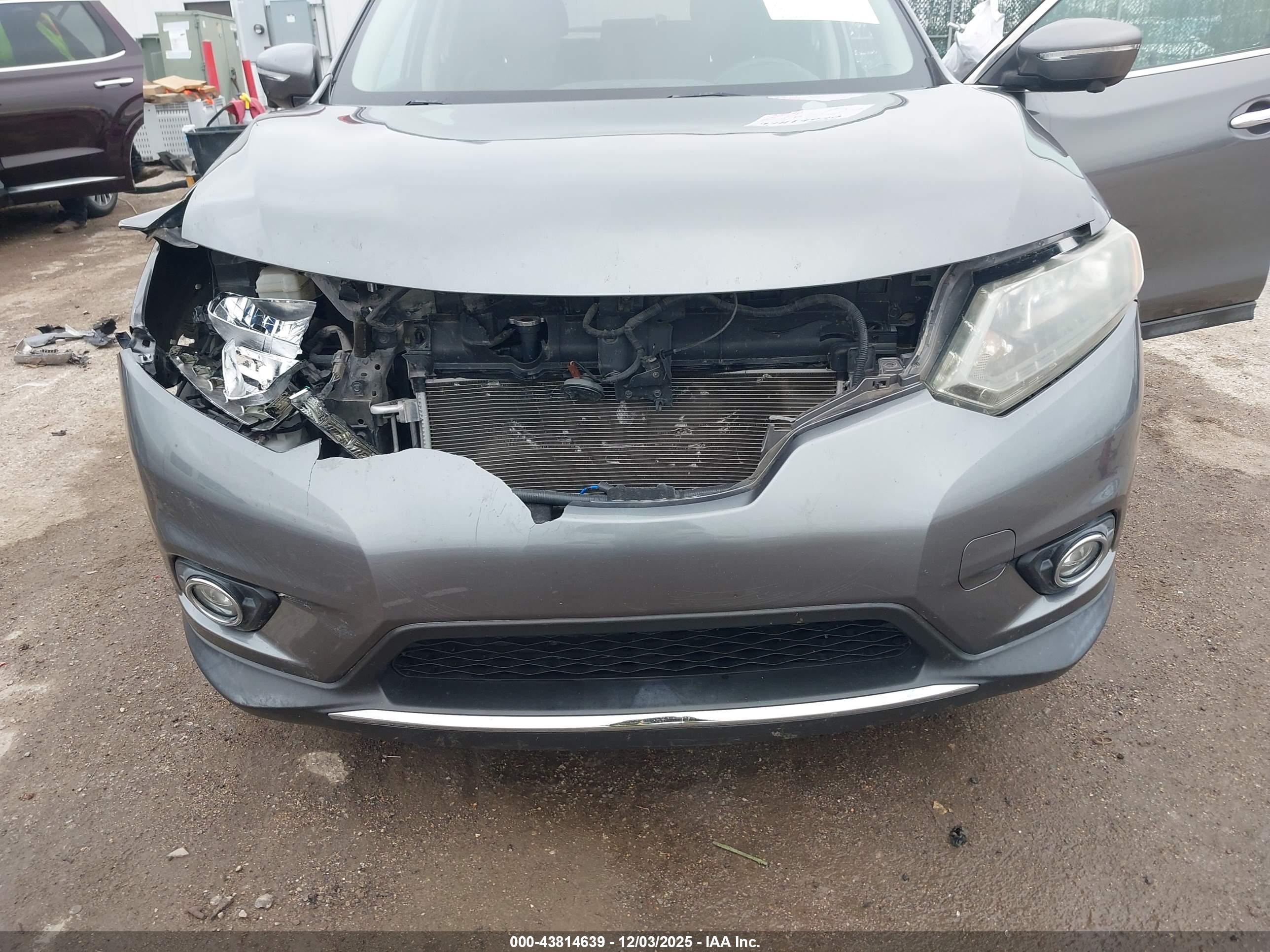 NISSAN ROGUE image 6