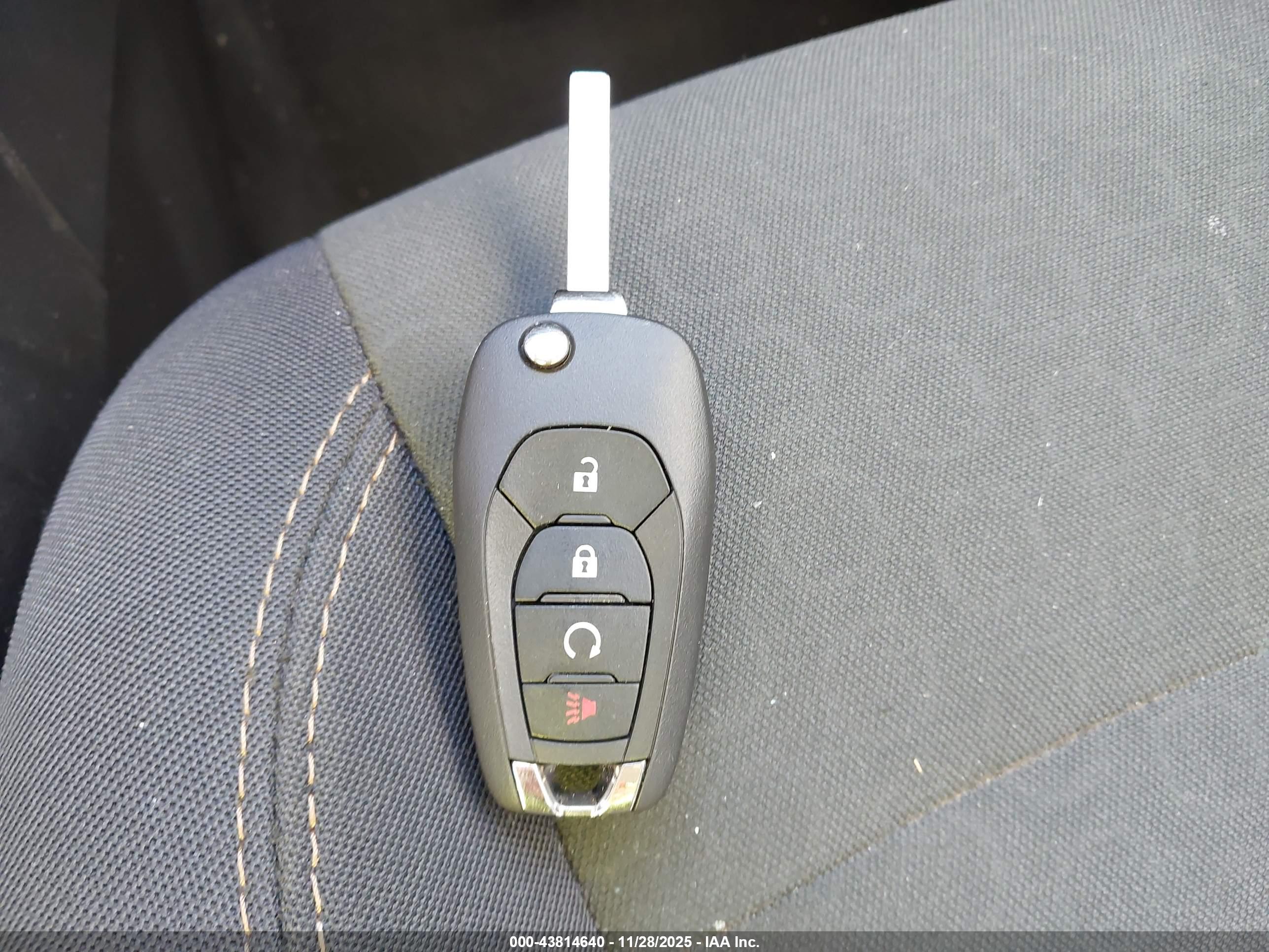 CHEVROLET TRAX image 11