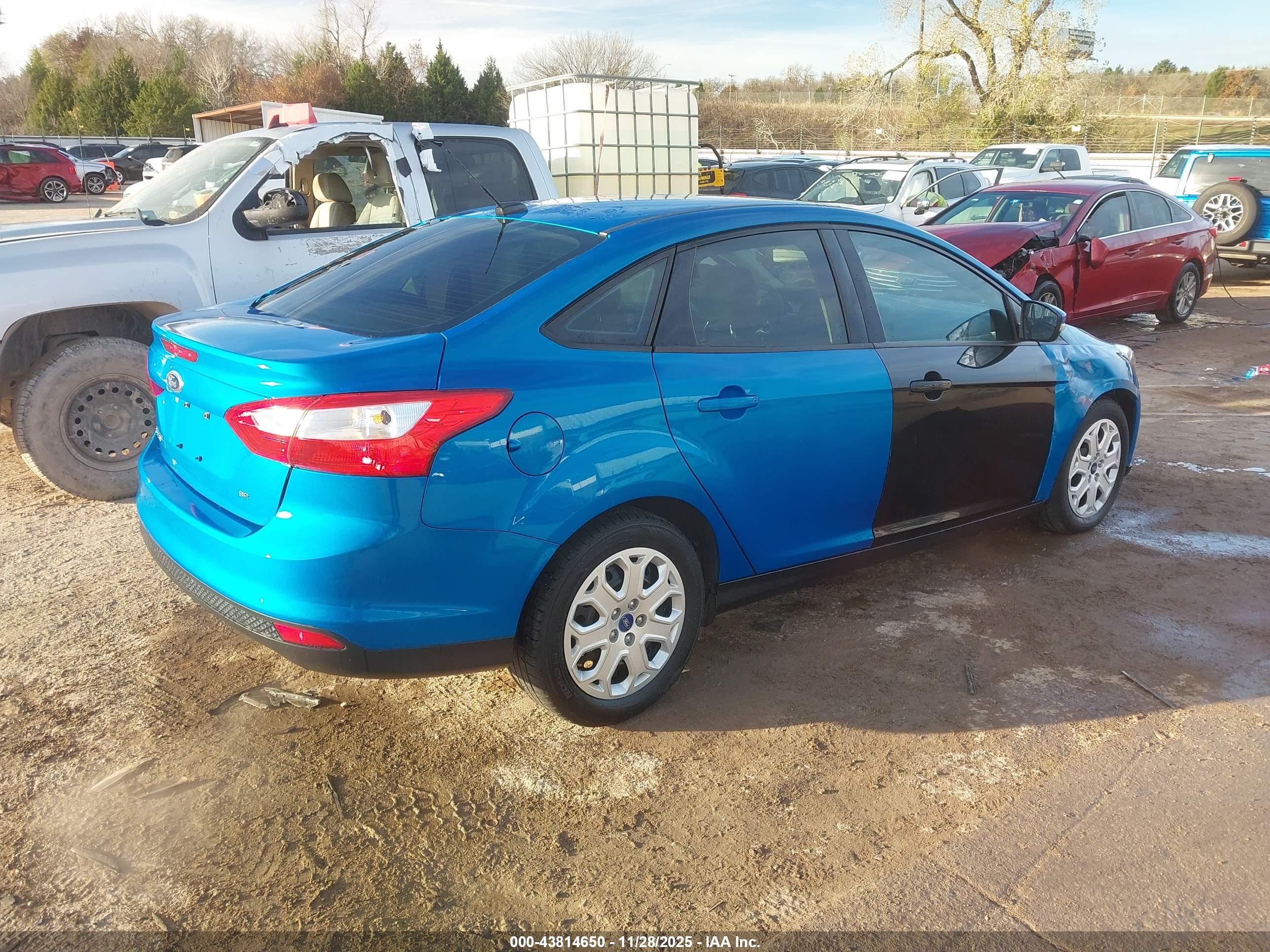 FORD FOCUS image 4