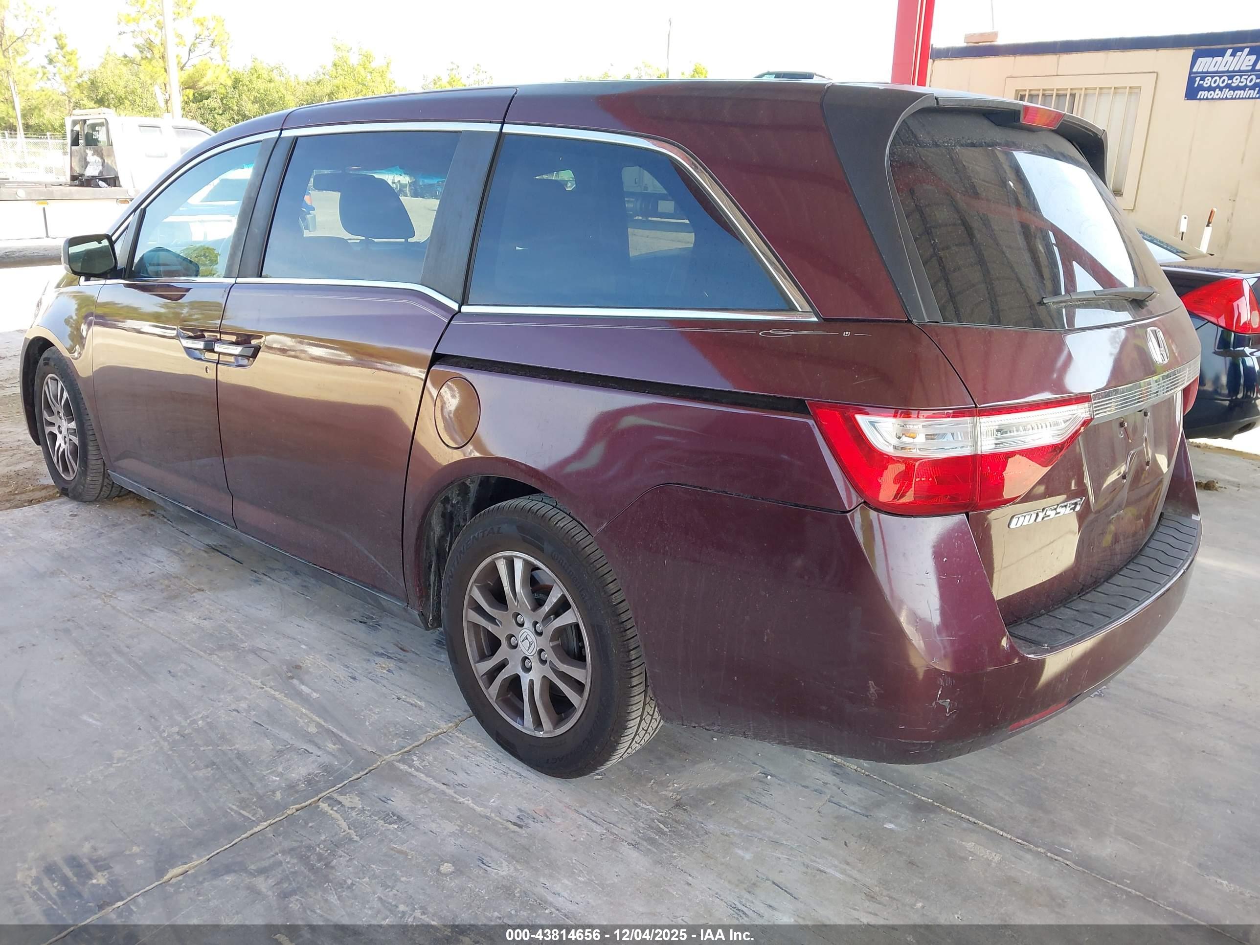 HONDA ODYSSEY image 3