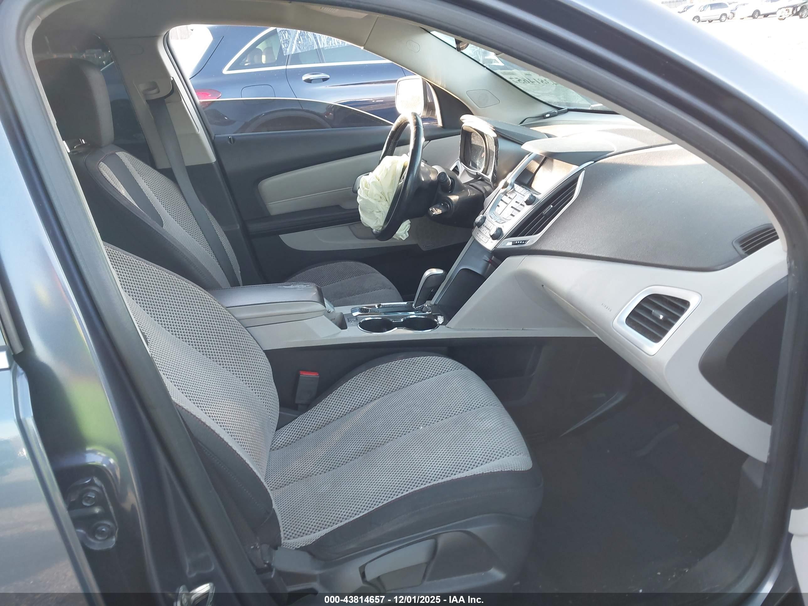 GMC TERRAIN image 5