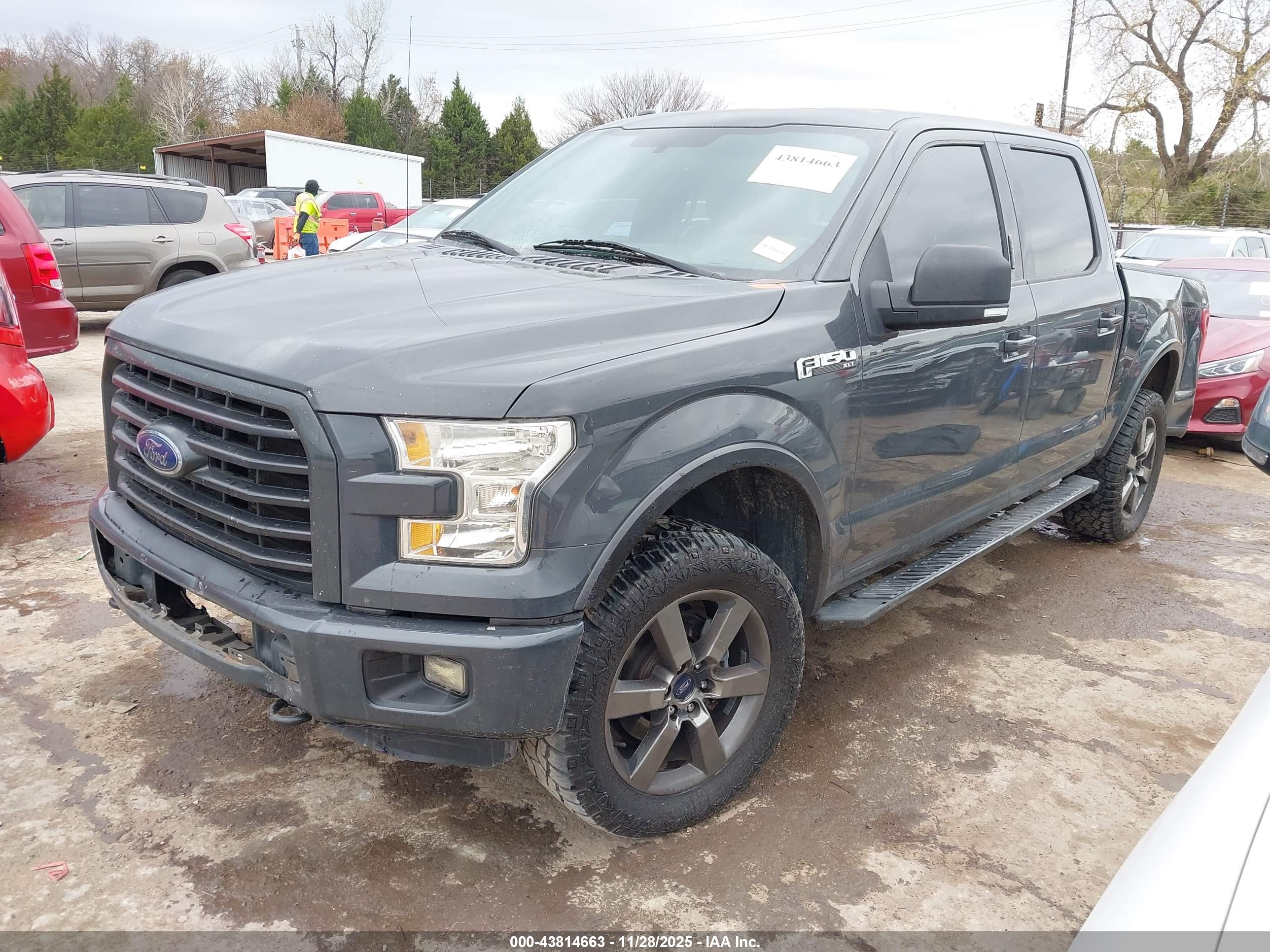FORD F-150 image 2