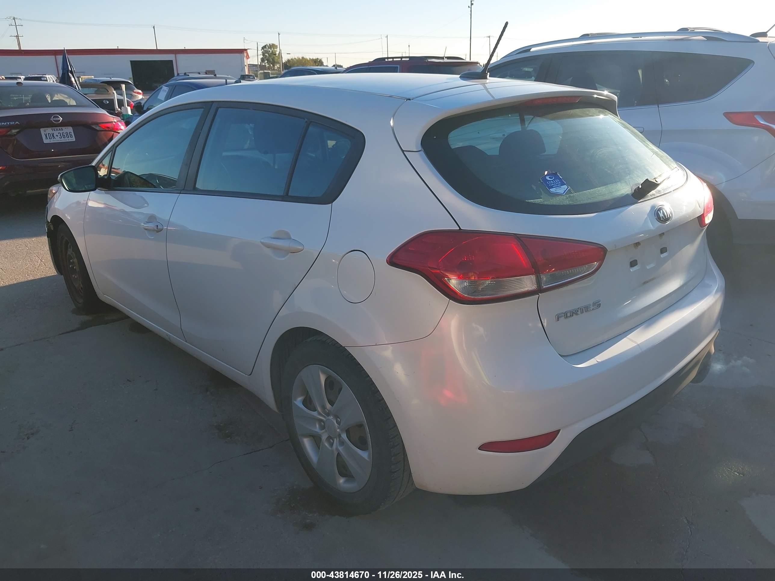 KIA FORTE image 3